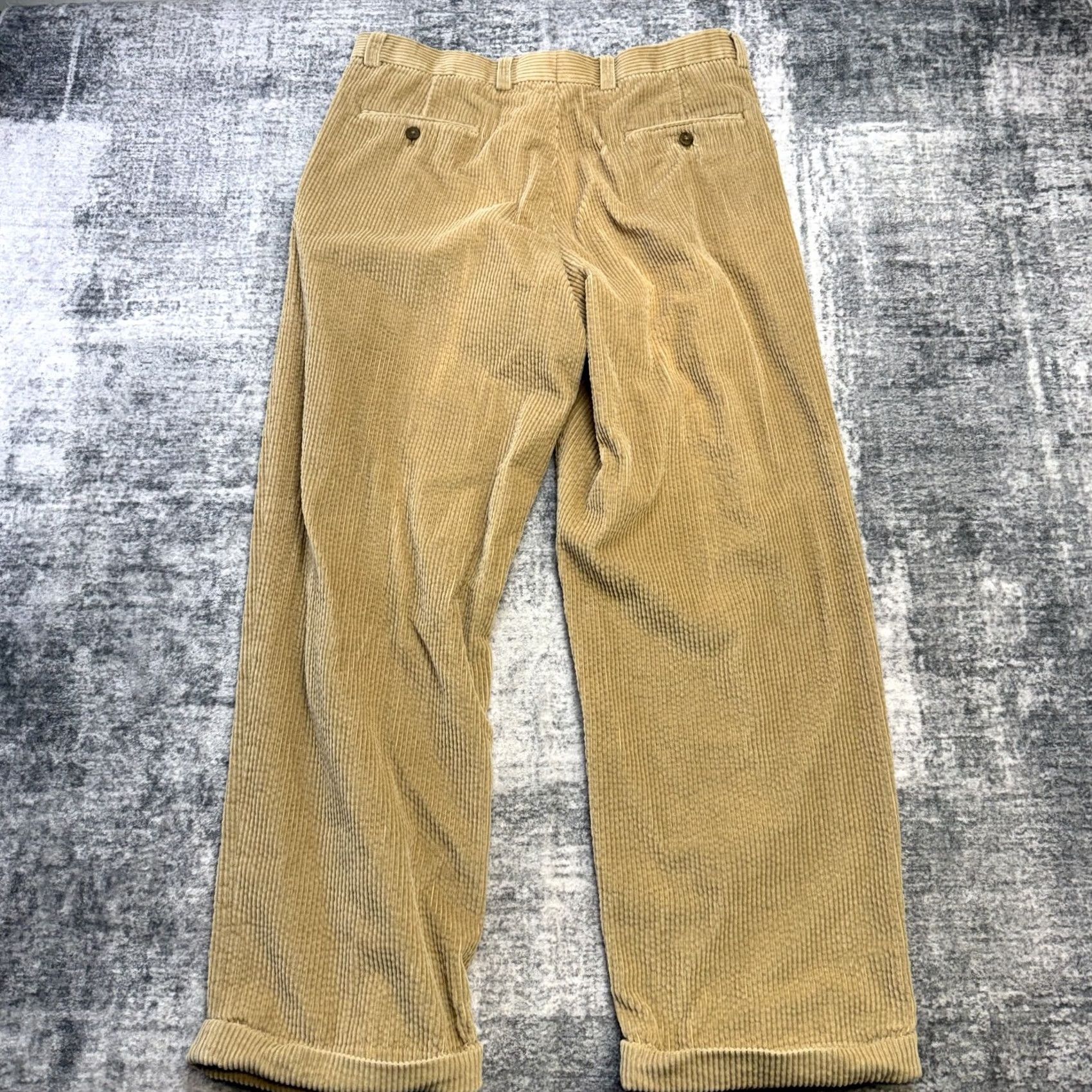 Austin Reed Austin Reed Corduroy Pants Mens 36x30 (34x29) Wide Wale Pleated Cuffed Trousers Size US 36 / EU 52 - 7 Thumbnail