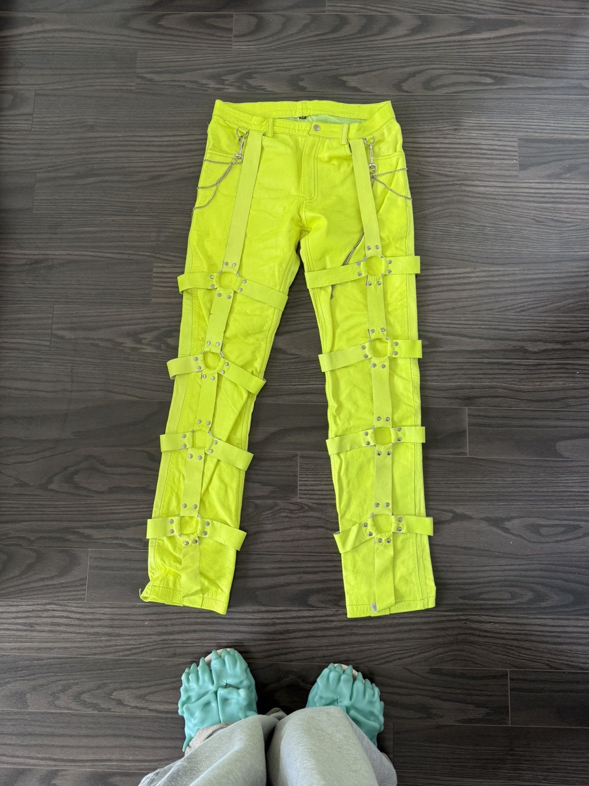 Ev Bravado × Vlone × Who Decides War Ev Bravado LEATHER BONDAGE NEON GREEN Size US 30 / EU 46 - 1 Thumbnail