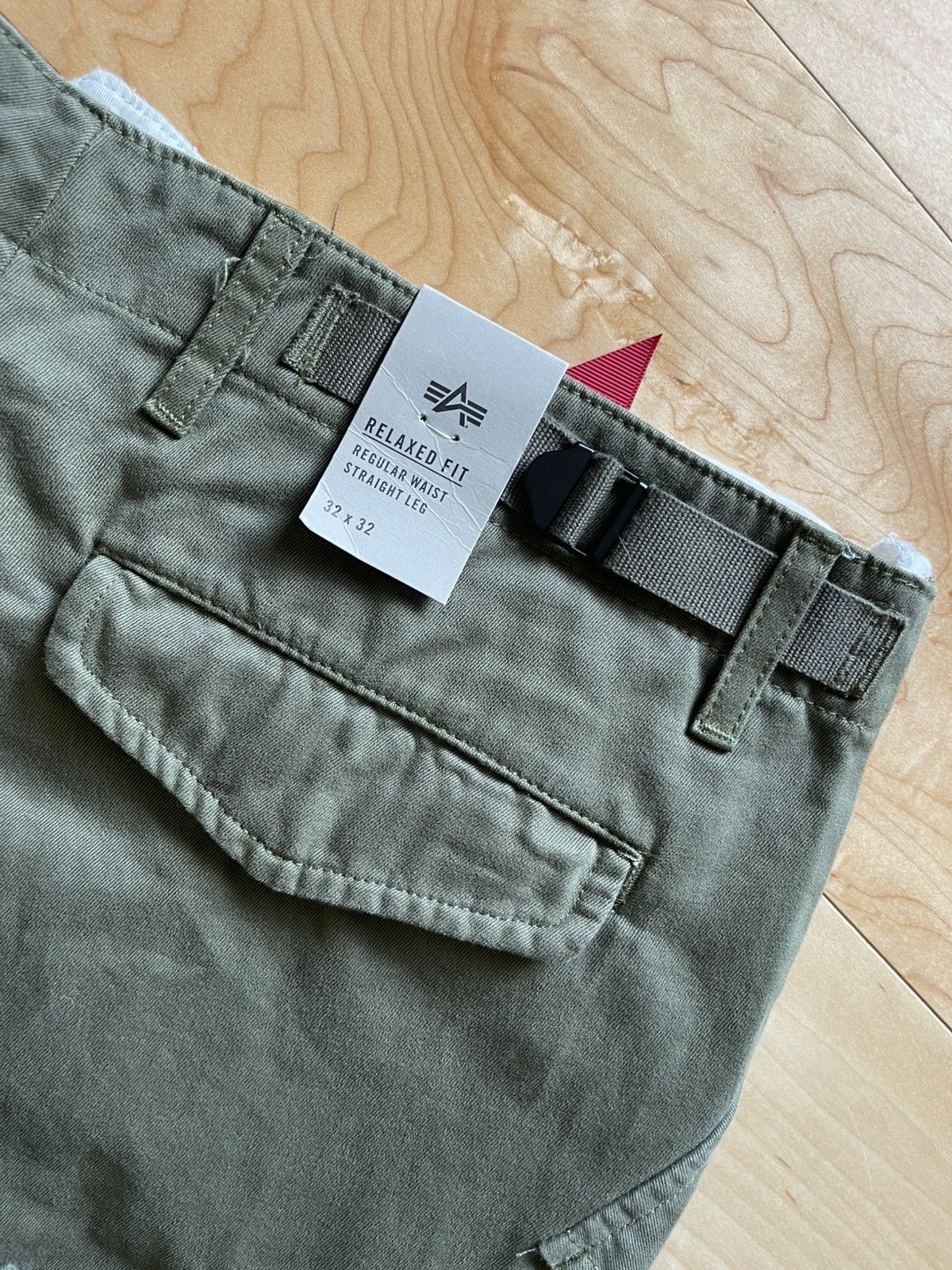 Alpha Industries Alpha industries men’s cargo M 65 pants 32x32 green NWT Size US 32 / EU 48 - 8 Thumbnail