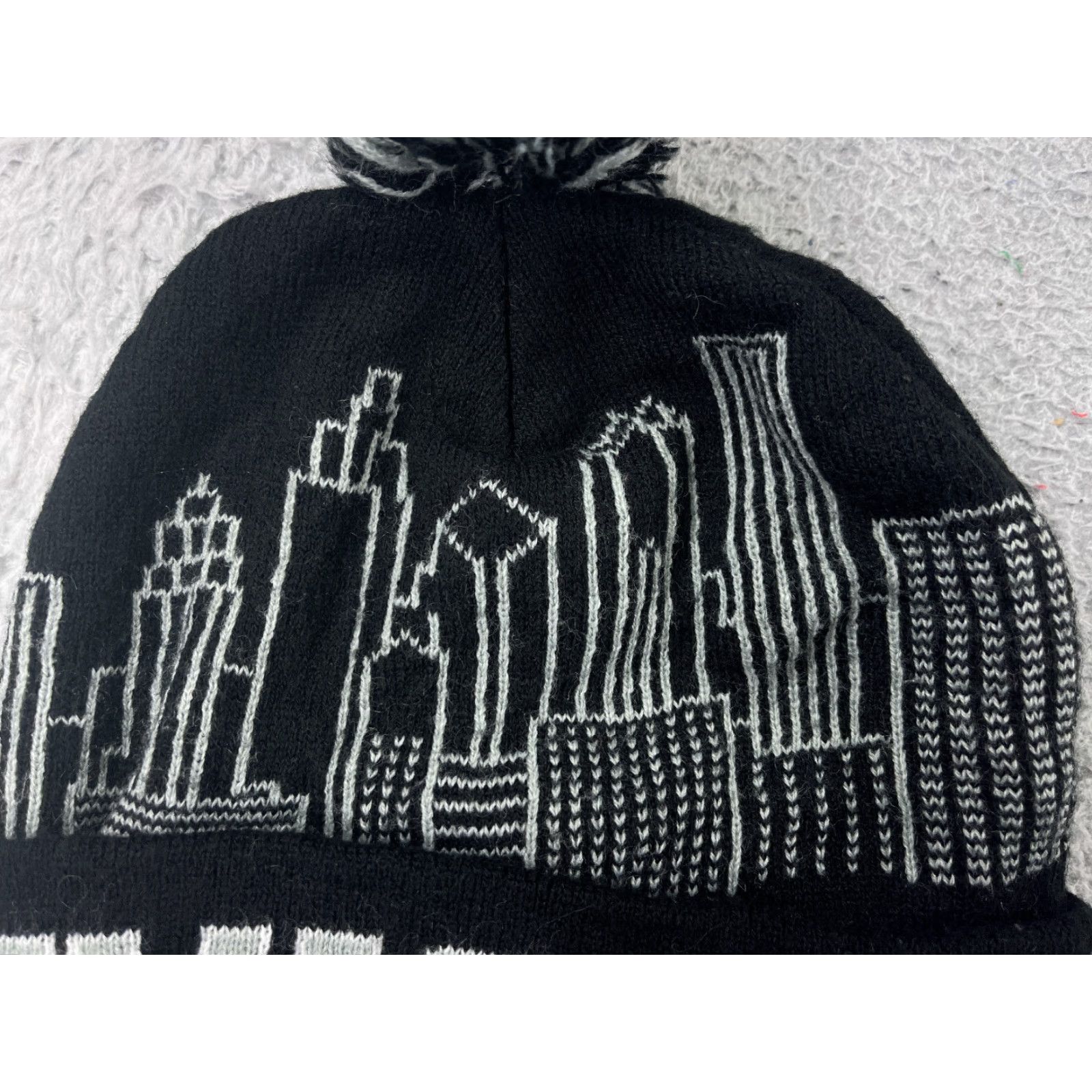 Vintage Chiacgo Beanie Toque Adult One Size Gray Black Knit Acrylic City Snow Ski Pom Hat/Cap Beanie Unbranded Unisex Adults Size ONE SIZE - 3 Thumbnail