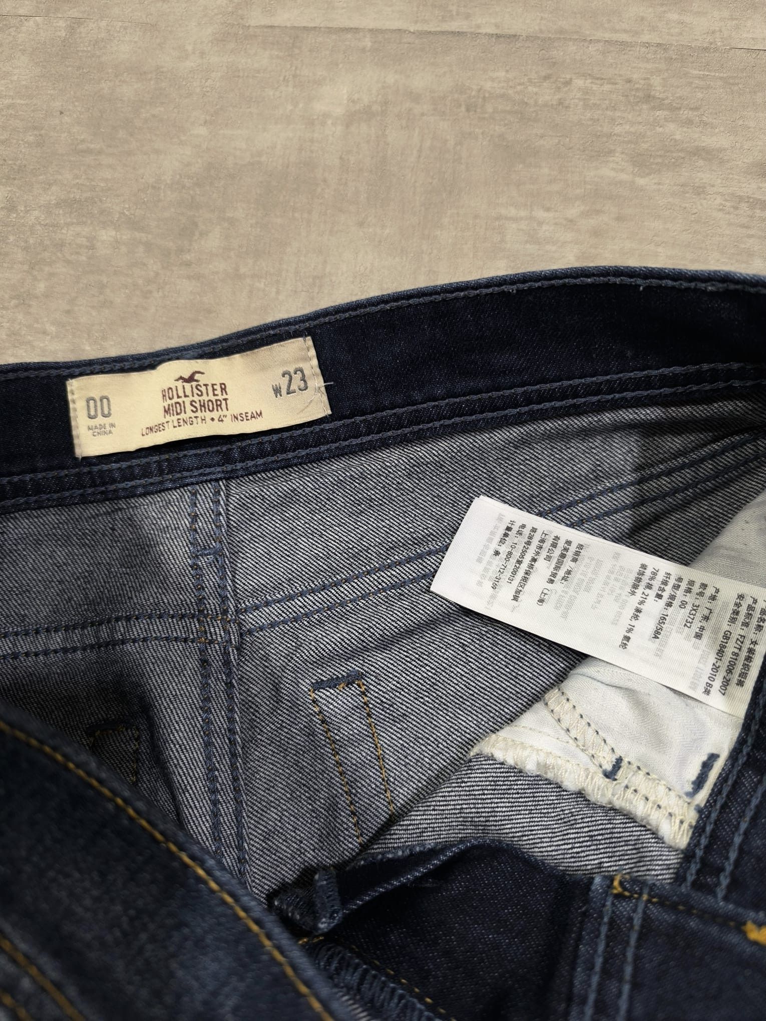 Hollister vtg y2k low rise hollister mini micro denim shorts Size 28" / US 6 / IT 42 - 3 Thumbnail