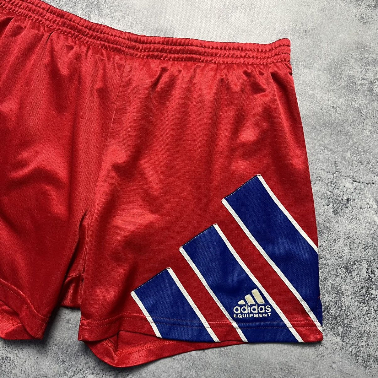 Adidas Vintage Adidas Equipment FC Bayern Munich 1991/1993 Shorts Size US 32 / EU 48 - 4 Thumbnail