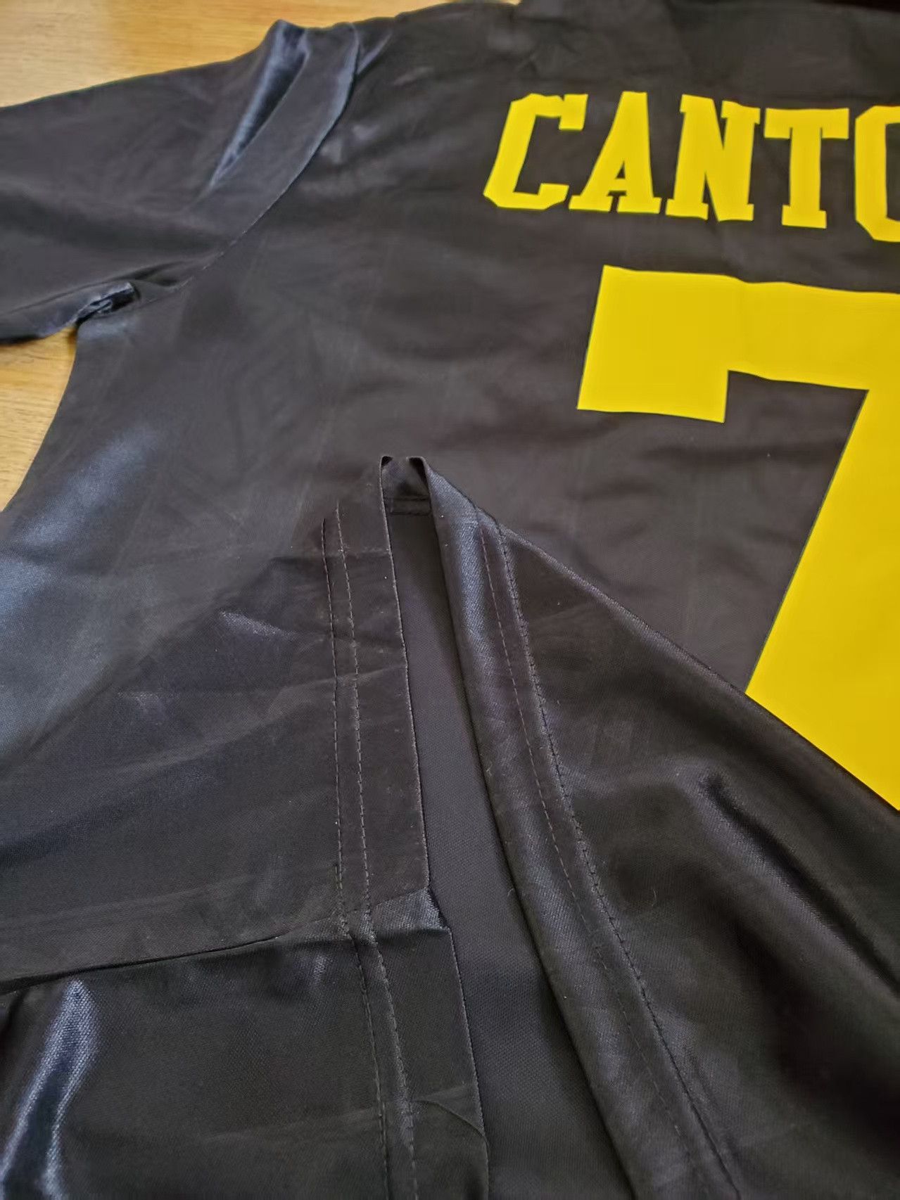 Other 93 94 MUFC #7 Eric Cantona Jersey Size US M / EU 48-50 / 2 - 3 Thumbnail