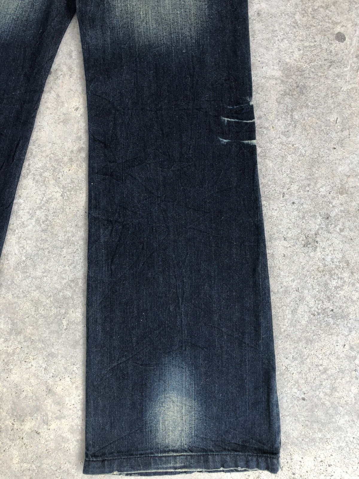 Japanese Oahu Flared Jeans Distressed Jeans