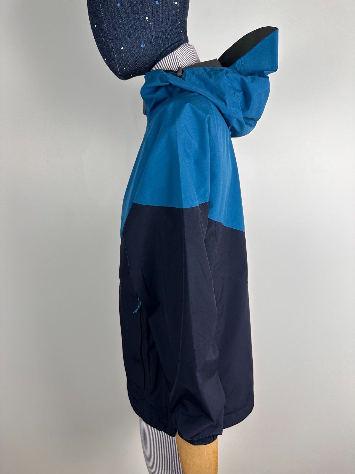Outdoor Research Outdoor Research Foray Gore-Tex Jacket Waterproof Blue Sz M Size M / US 6-8 / IT 42-44 - 6 Thumbnail