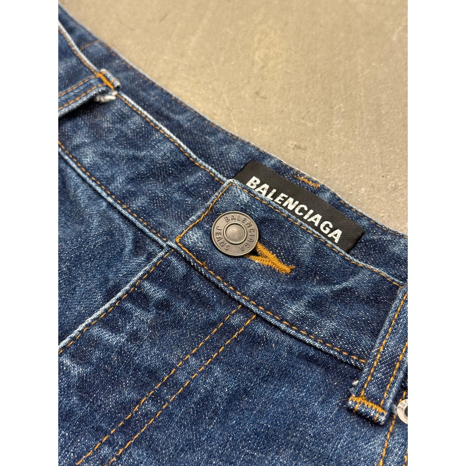Balenciaga 2019 Balenciaga catwash oversized skater jeans Size US 36 / EU 52 - 6 Thumbnail