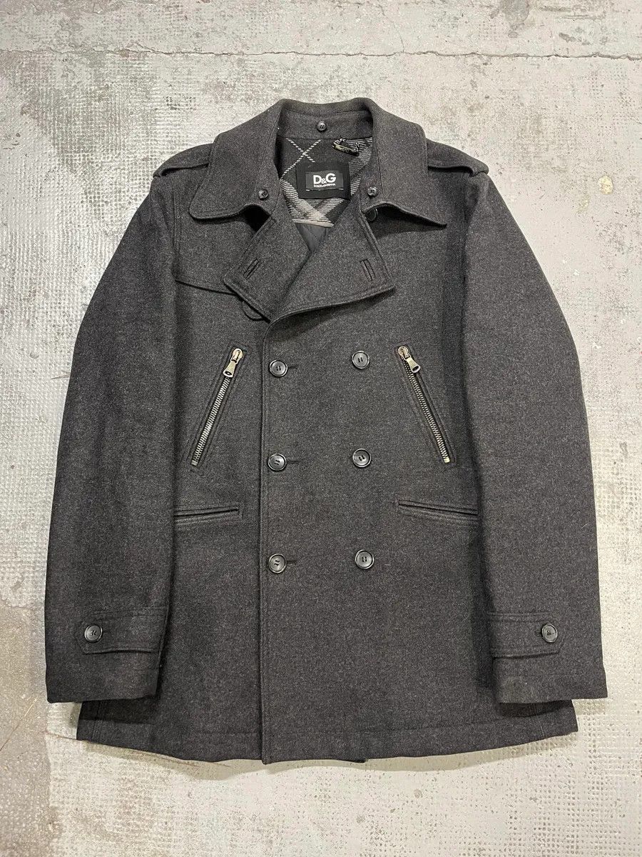 Dolce & Gabbana 2000s Dolce & Gabbana Grey Classy Wool Caban Jacket Size US L / EU 52-54 / 3 - 1 Thumbnail