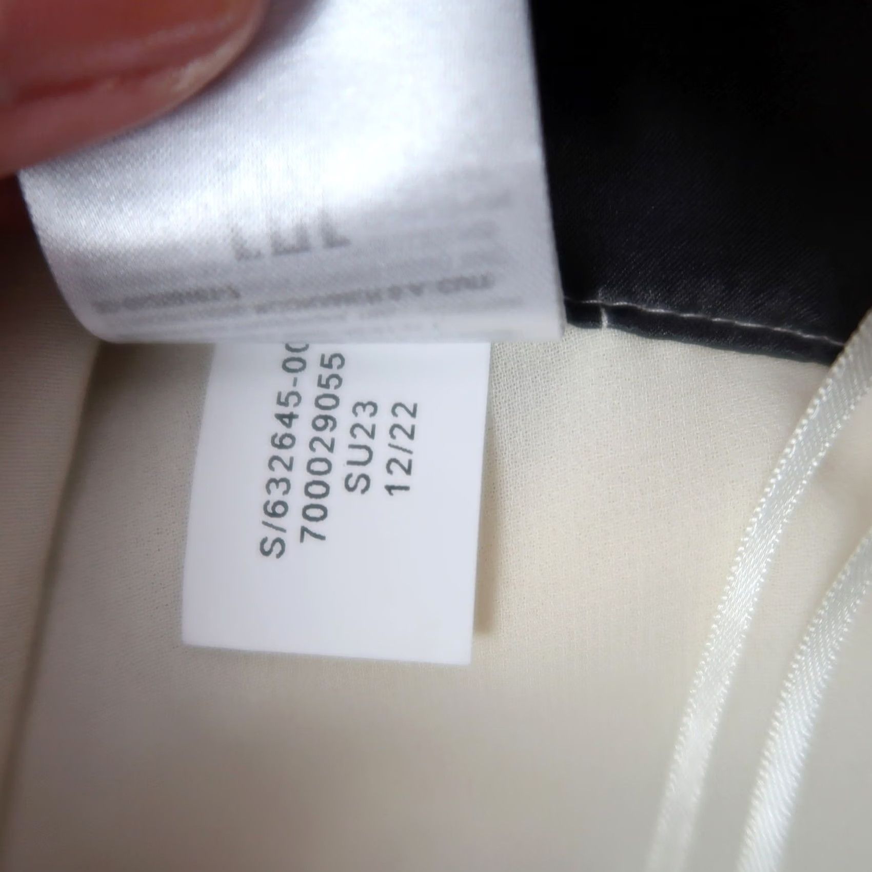 Banana Republic Banana Republic Silk Wide-Leg Jumpsuit Cream Black Ikat Print 6 Womens Party/Cocktail Geometric Sleeveless Wide-Leg"} Size 28" / US 6 / IT 42 - 7 Thumbnail