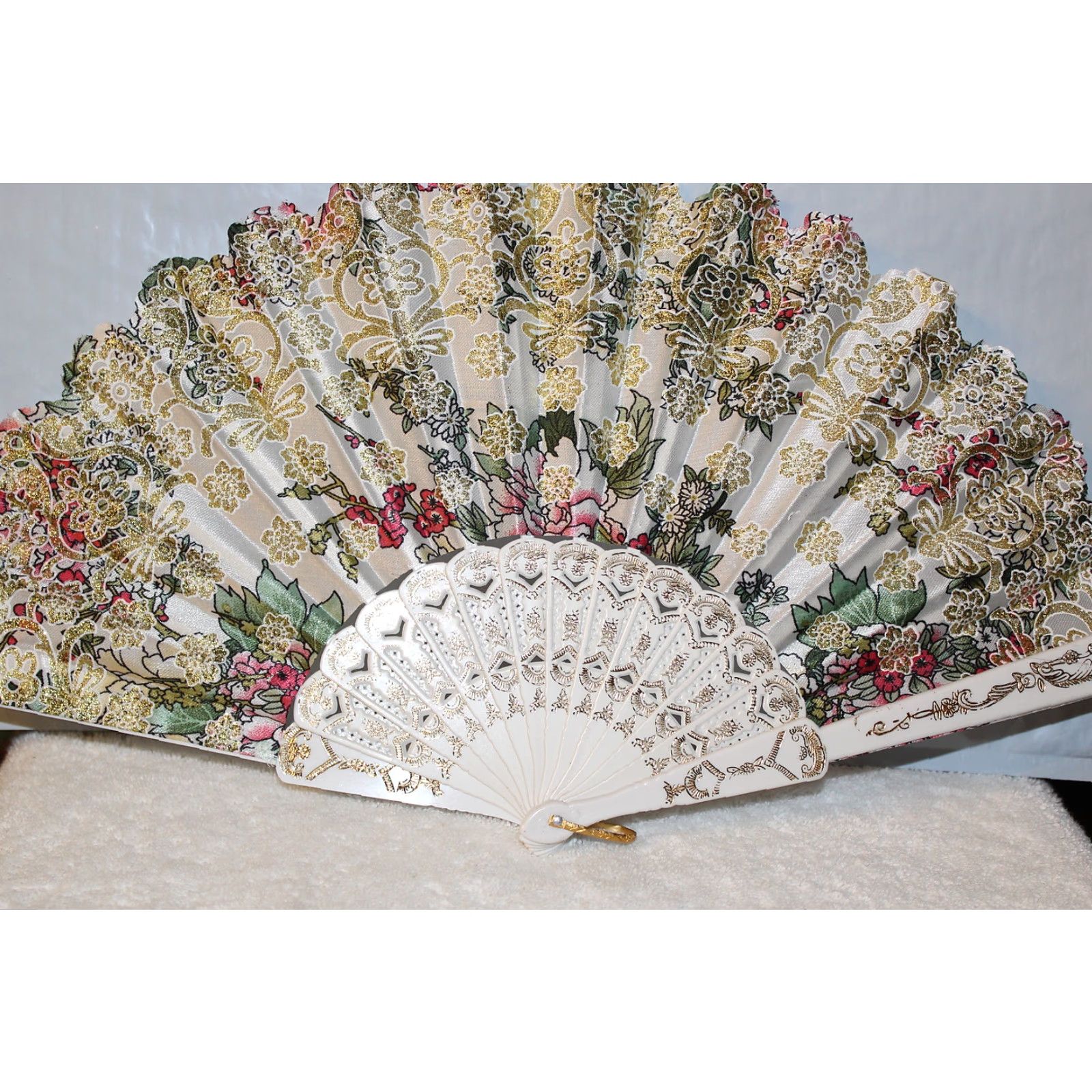 Vintage Vintage Hand Fan Small White Flower Decor Adult 16-Inch Women Size ONE SIZE - 2 Thumbnail