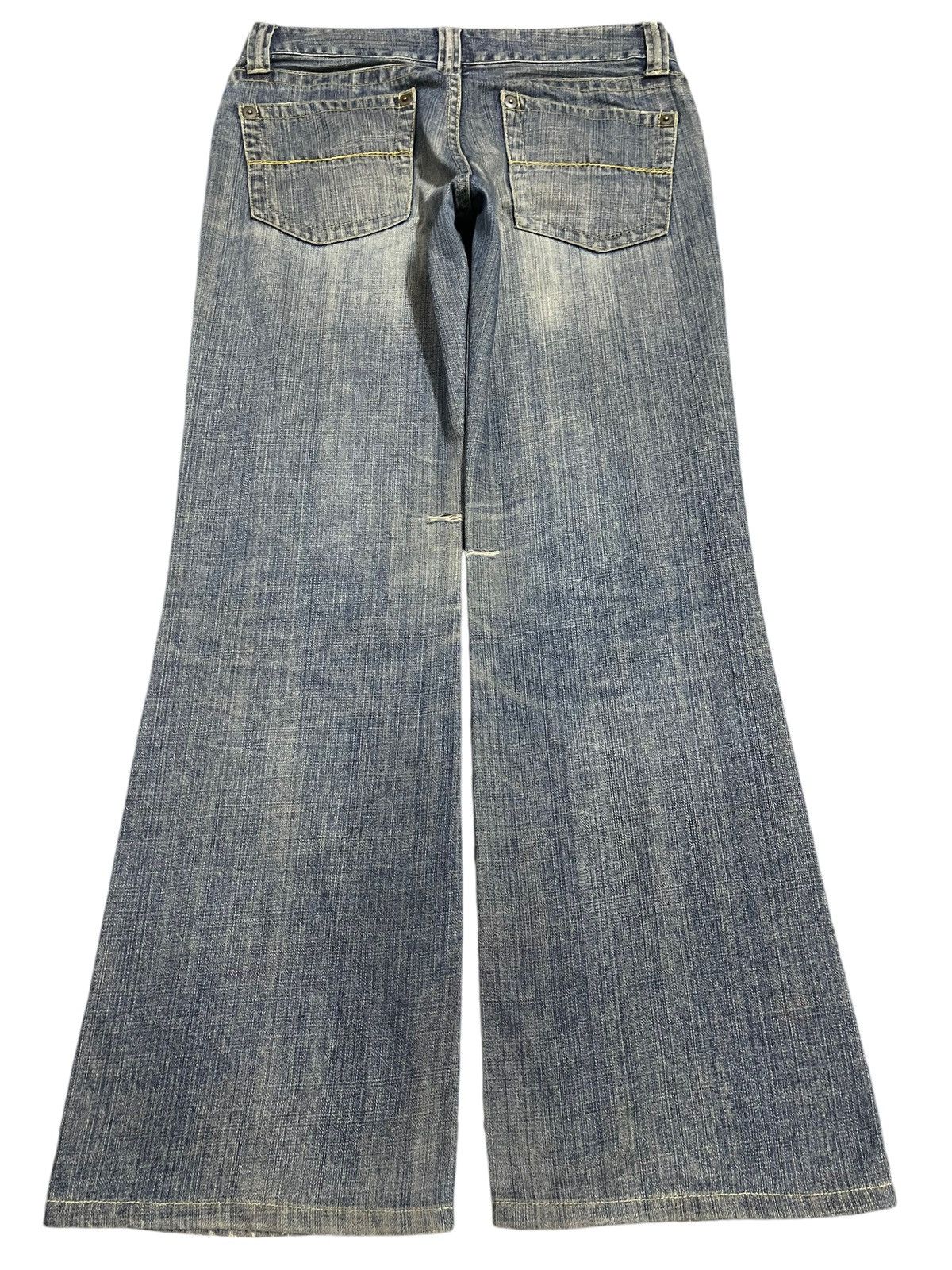 Uniqlo Vintage Japanese Uniqlo Blue Faded Wash Wide Leg Jeans Size US 31 - 2 Thumbnail
