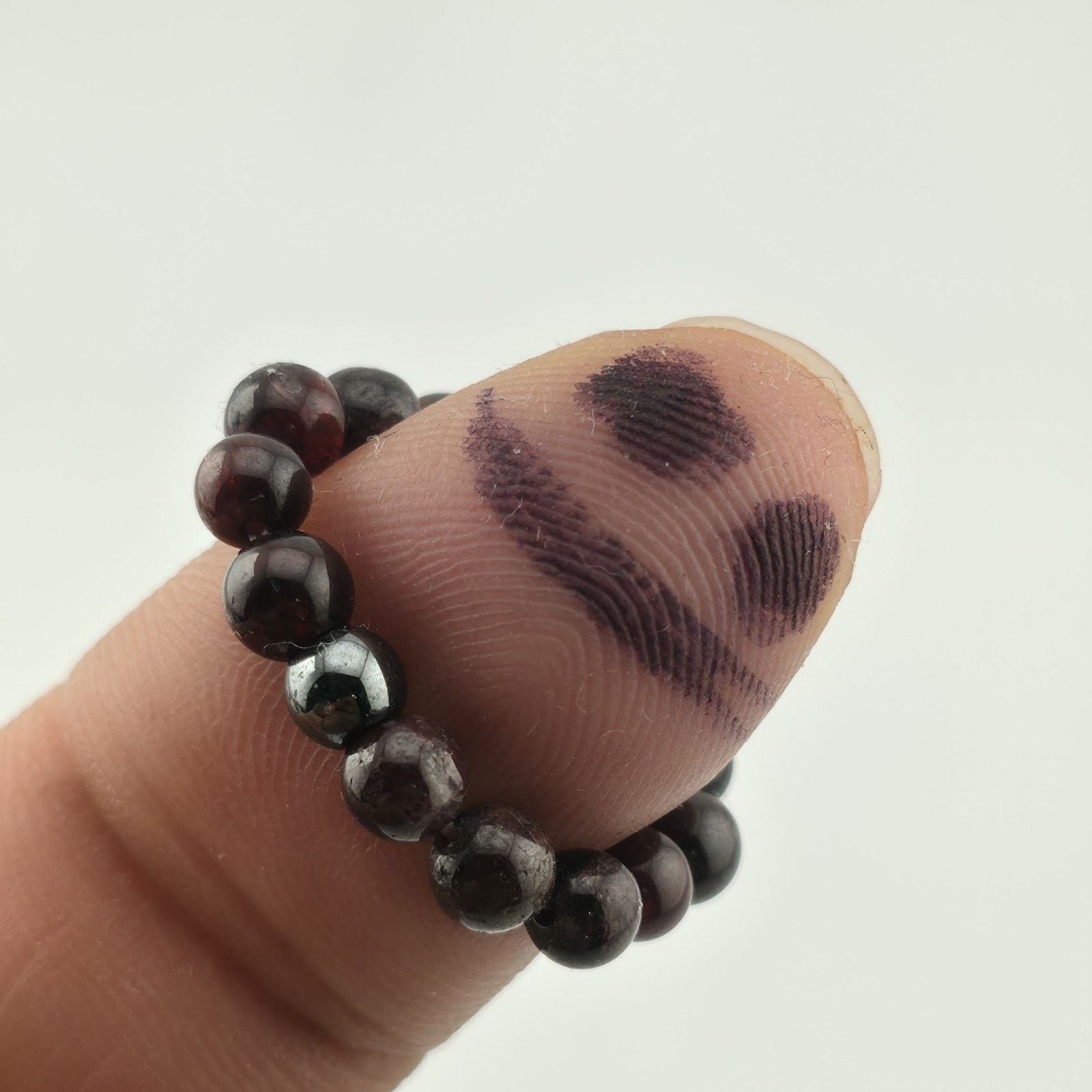 Other Garnet Beaded Natural Stone Stretch Dark Red Round 6.5 - 7 Size ONE SIZE - 1 Thumbnail