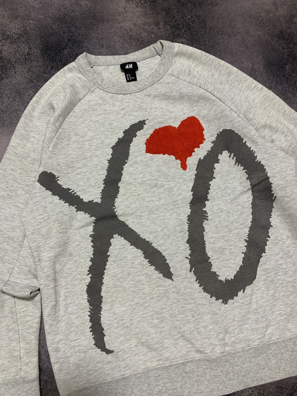 H&M × The Weeknd The weeknd X H&M collab XO crewneck Size US M / EU 48-50 / 2 - 2 Thumbnail