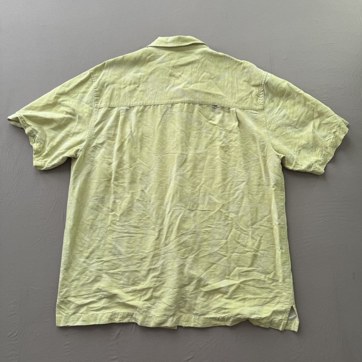 Designer × Other × Vintage Vintage Island Republic Silk Camp Collar Shirt Size US XL / EU 56 / 4 - 2 Thumbnail