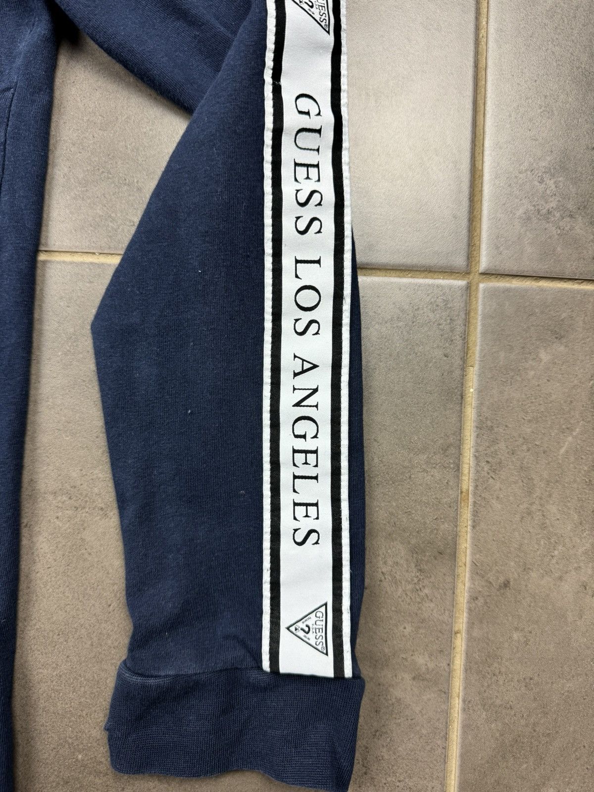 Guess Guess long sleeve T Shirt Size US M / EU 48-50 / 2 - 9 Thumbnail