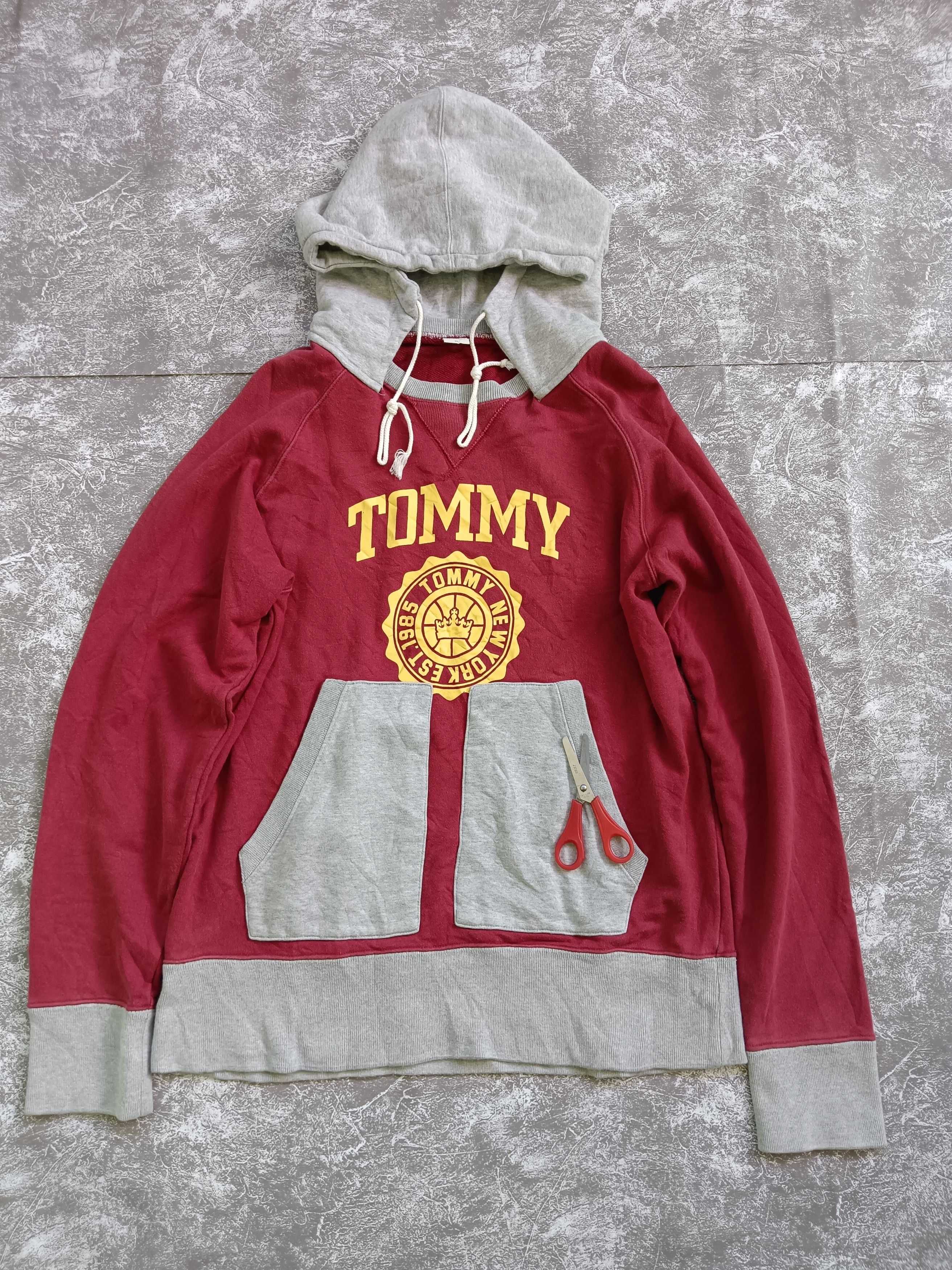 Vintage Amazing Tommy NewYork Vintage Y2k Hoodie Size US XL / EU 56 / 4 - 1 Thumbnail