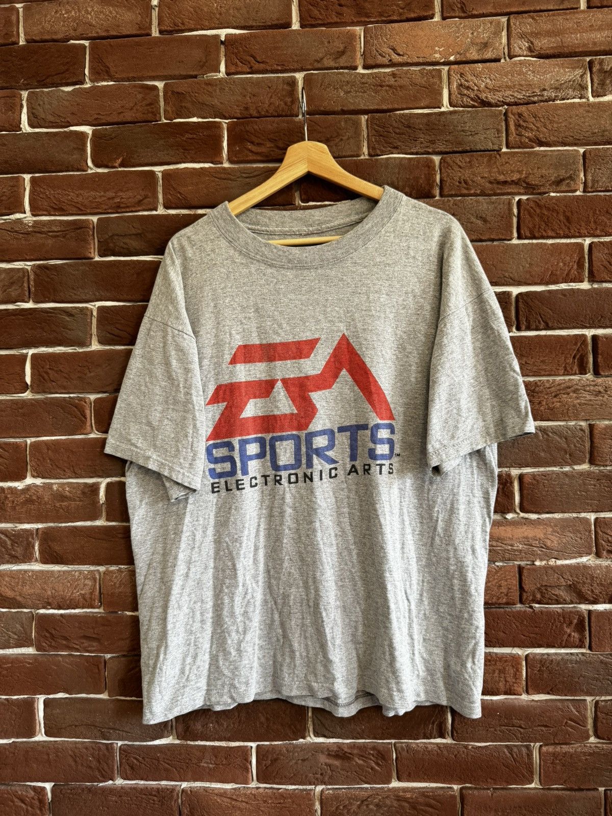 Vintage 90s EA Sports Electronic Arts Video Game Shirt NHL