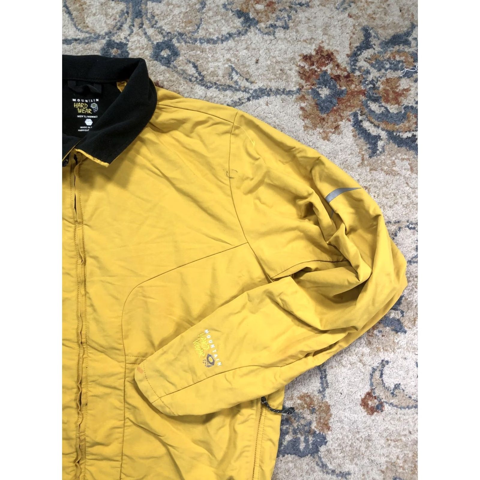 Mountain Hardwear Mountain Hardwear Jacket Mens L Yellow Windbreaker Full Zip Nylon Cycling Wind-Resistant Pockets Reflective Size US L / EU 52-54 / 3 - 4 Thumbnail