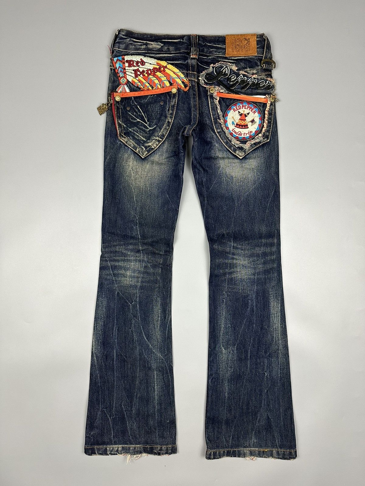 If Six Was Nine × Le Grande Bleu (L.G.B.) 🔥Flared🔥Red Pepper Embroidered Whiskered Flared Denim Size US 27 - 2 Thumbnail