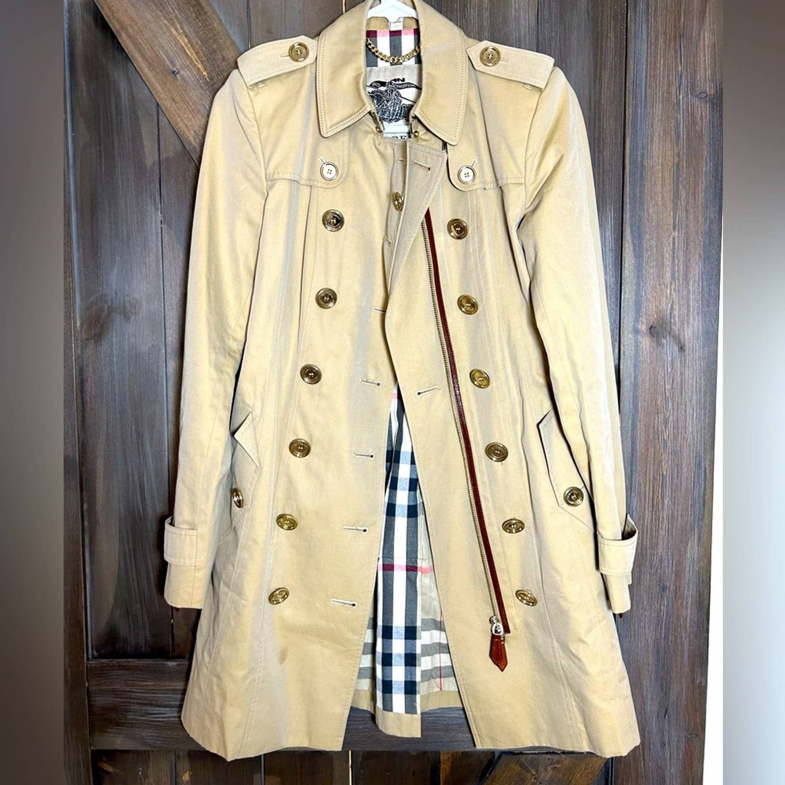 image of Burberry London Women’S Tan Trench Coat in Cream, Women's (Size XS)