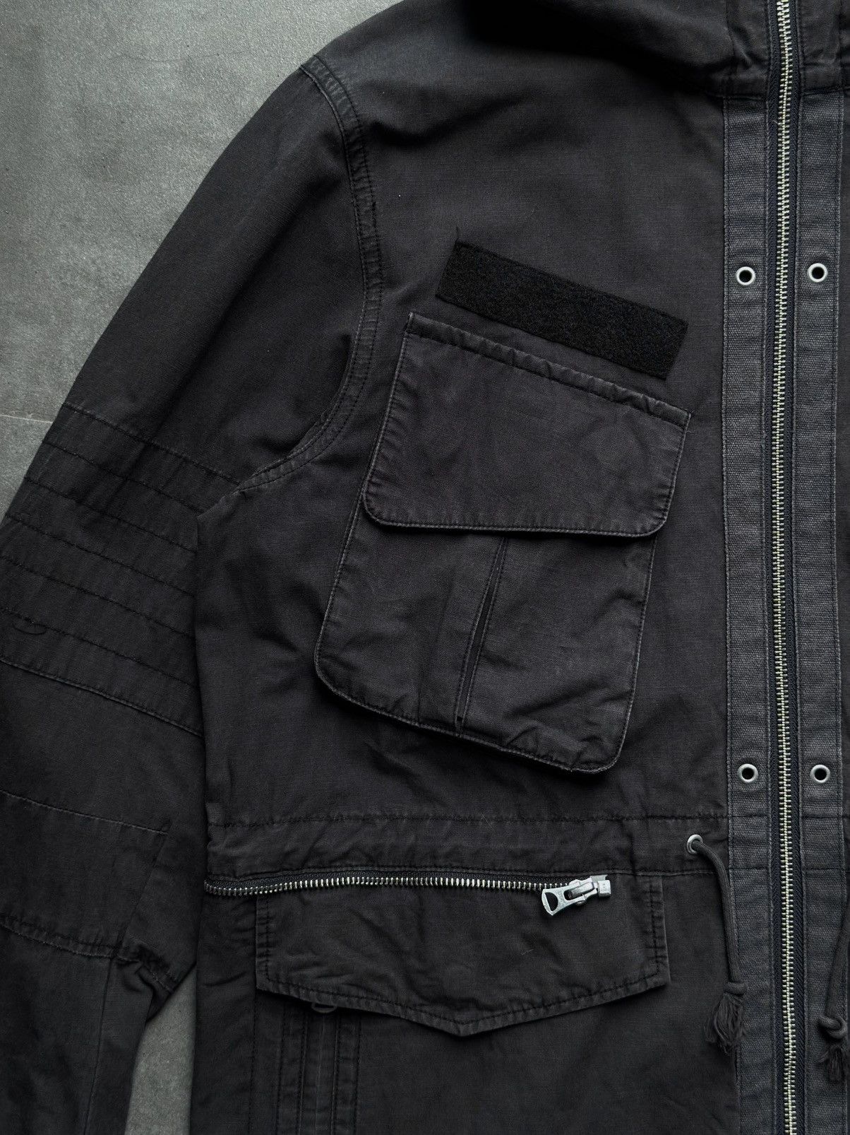 Undercover UNDERCOVER “UNDERMAN” TACTICAL HOODED CARGO JACKET Size US M / EU 48-50 / 2 - 5 Thumbnail