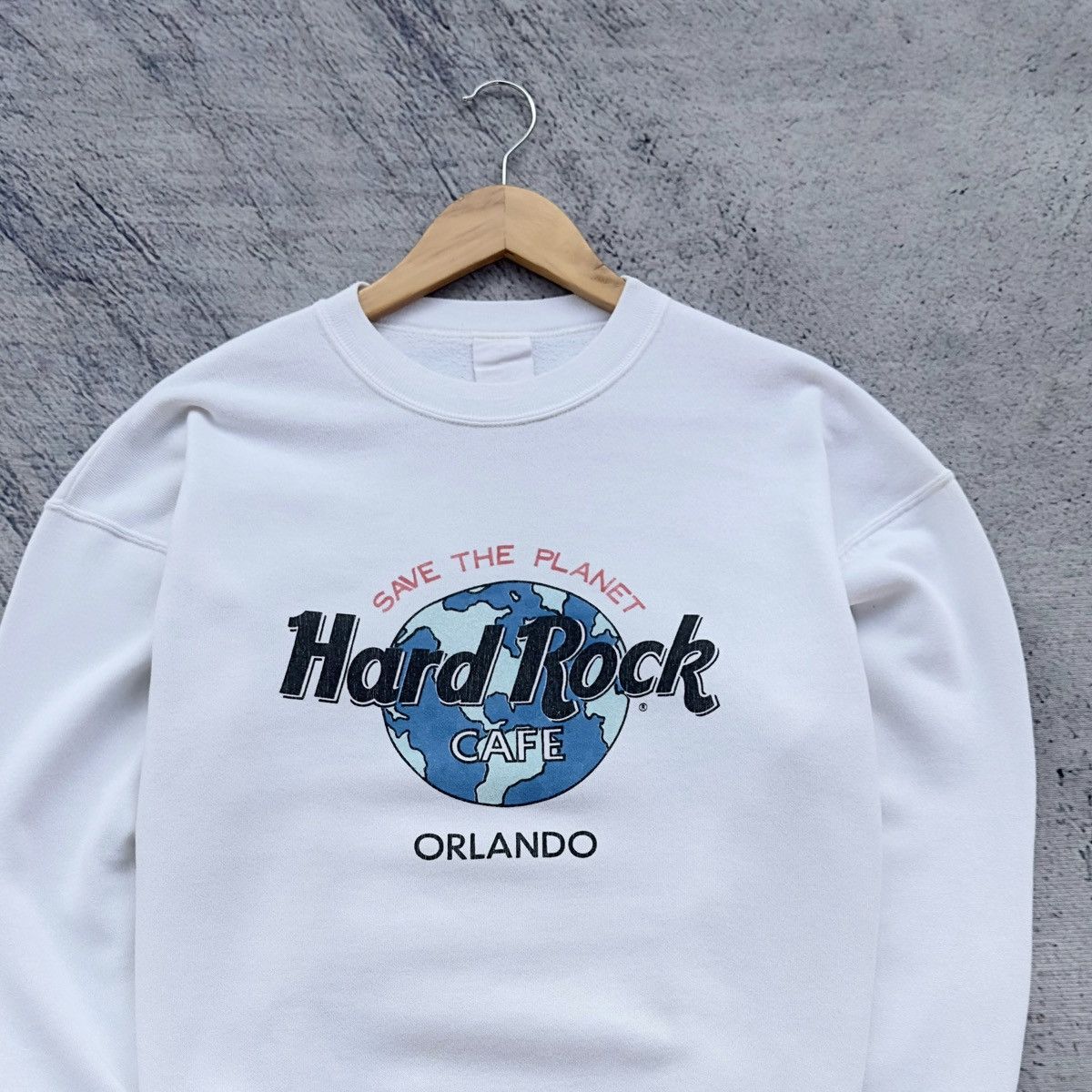 Hard Rock Cafe VINTAGE HARDROCK CAFE BIG LOGO 90’S Size US XL / EU 56 / 4 - 2 Thumbnail