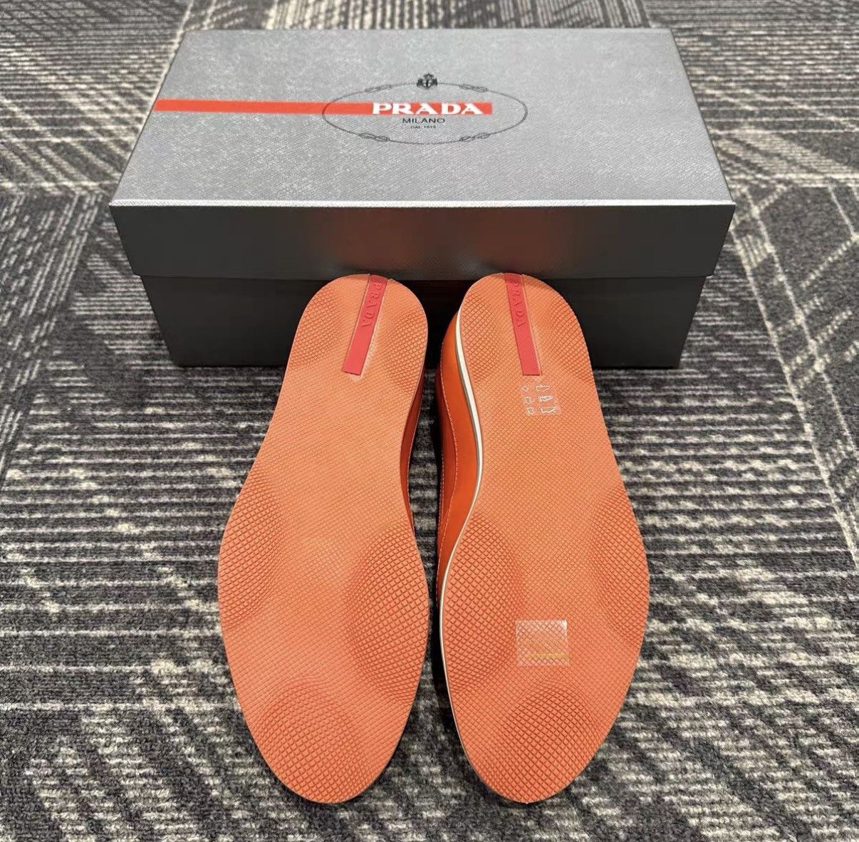 Prada Prada Orange Slip-On Casual Leather Shoes J42 Size US 7.5 / EU 40-41 - 6 Thumbnail