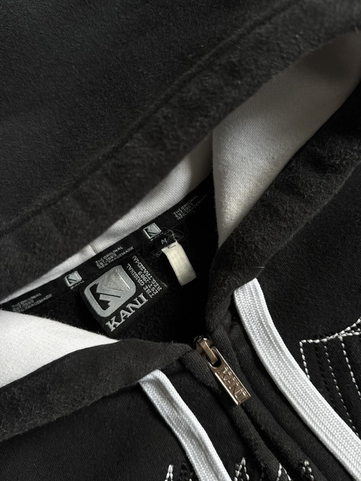 Karl Kani Vintage Karl Kani Y2K Big Logo Zip Hoodie Jacket Size US M / EU 48-50 / 2 - 10 Thumbnail