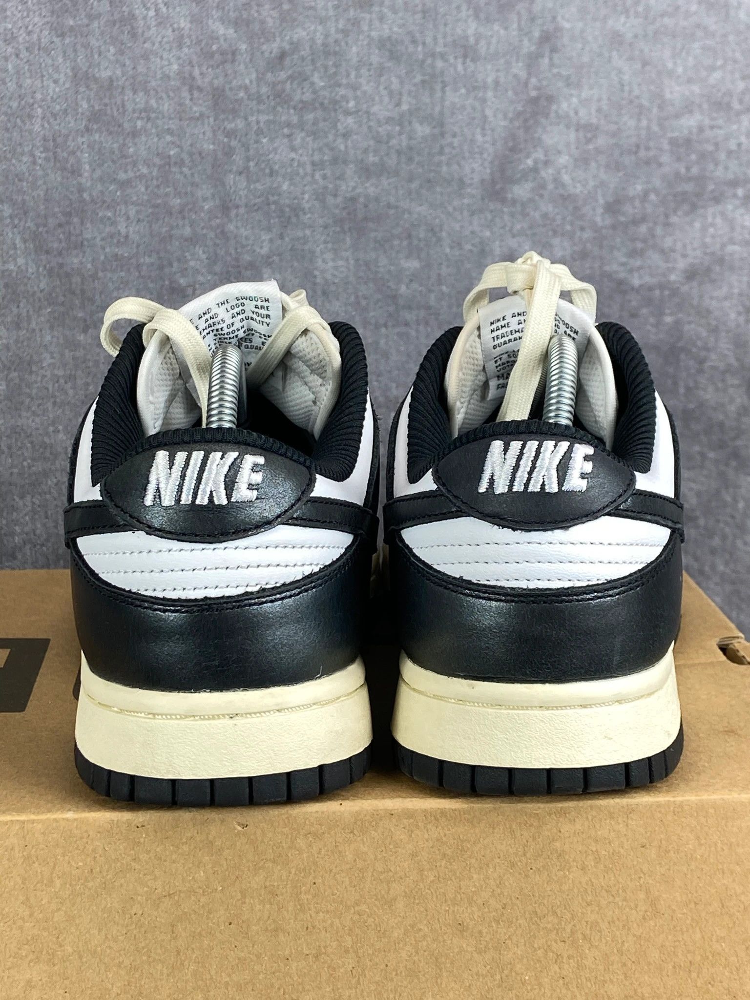 Nike Nike Dunk Low black and white sneakers classi Size US 7 / EU 40 - 4 Thumbnail