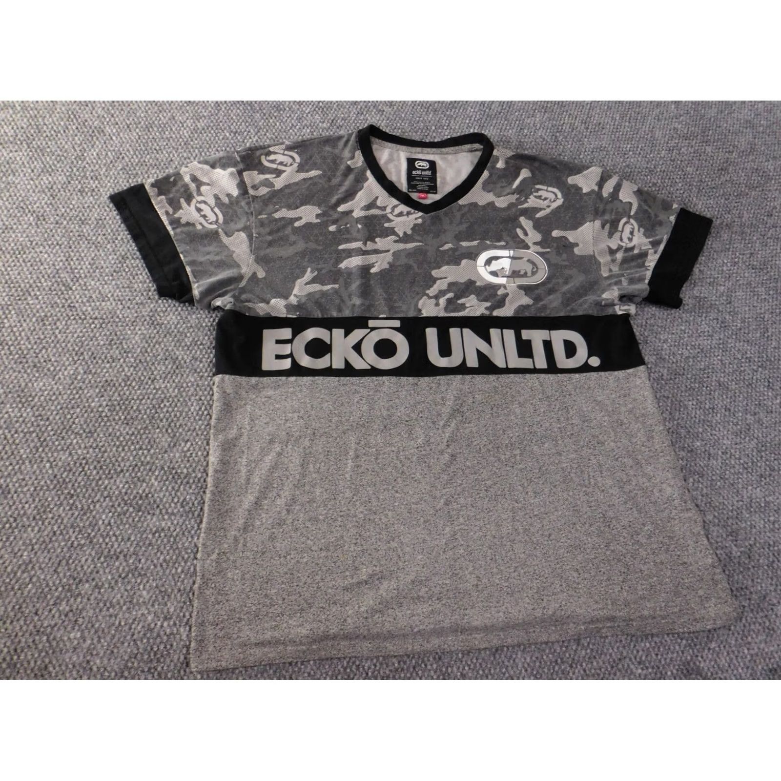 Ecko Unltd. Ecko Unltd Shirt 2XL Gray V-Neck Camouflage Logo Hip Hop Short Sleeve Vintage No Size US XXL / EU 58 / 5 - 4 Thumbnail