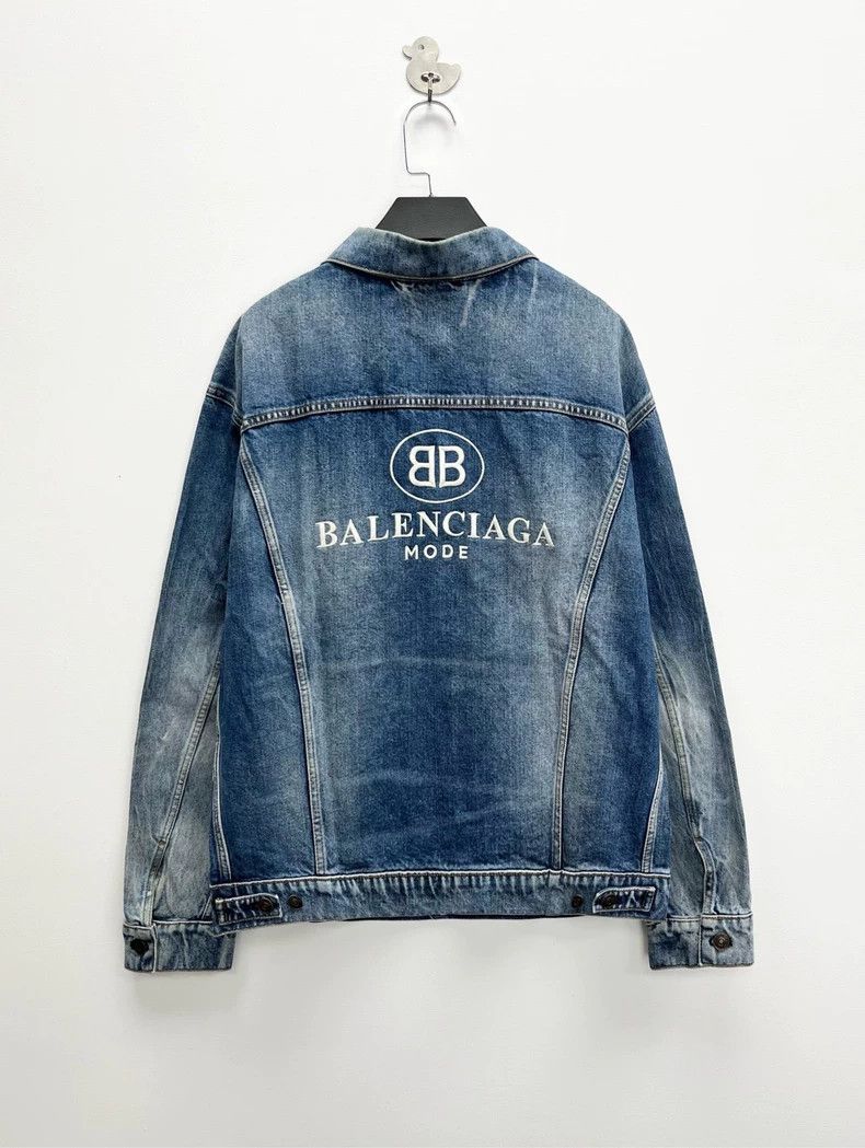 Balenciaga Balenciaga Blue Washed Destroyed Back Embroidered Double B Size US S / EU 44-46 / 1 - 2 Thumbnail