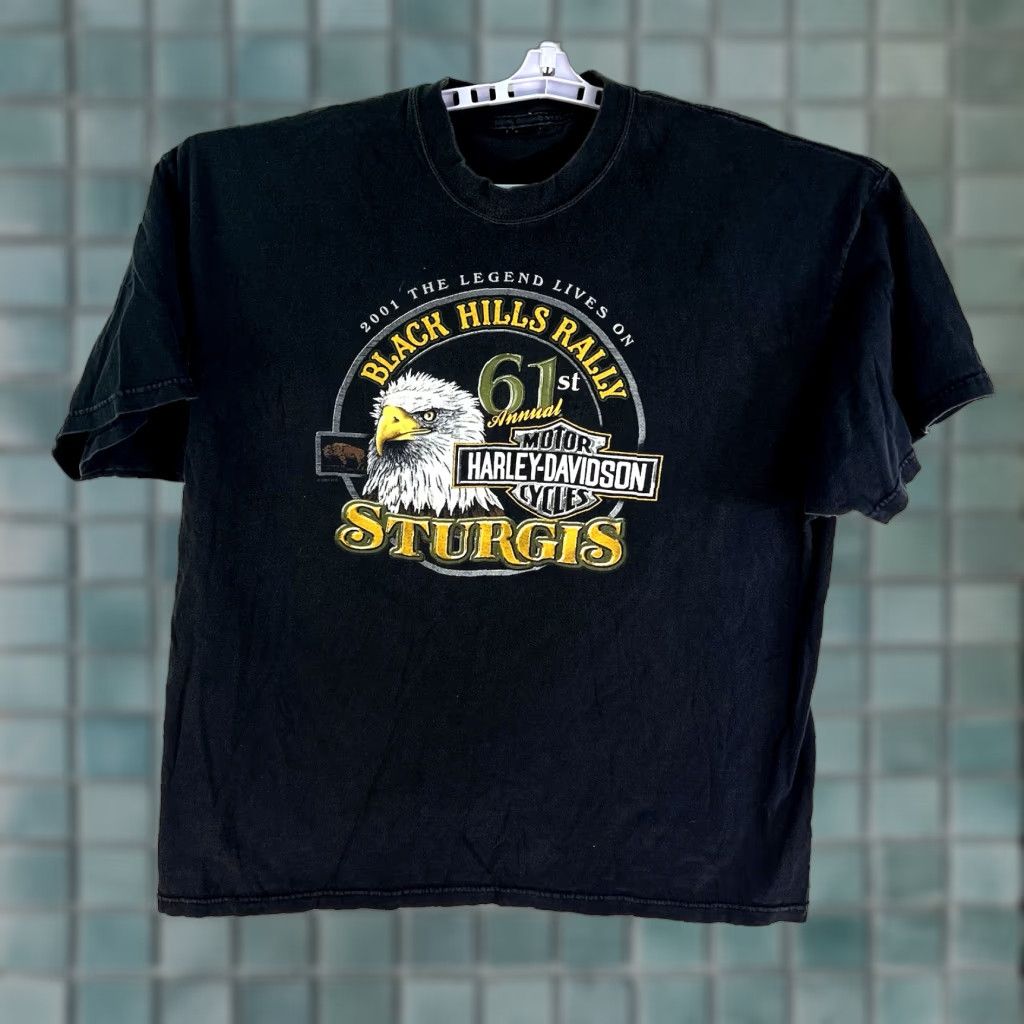 Harley Davidson VINTAGE Harley-Davidson T-Shirt 2XL Black Hills Sturgis Rally Men's Shirt Adult 2XL Black 90s Biker Harley-Davidson USA Size US XXL / EU 58 / 5 - 1 Thumbnail