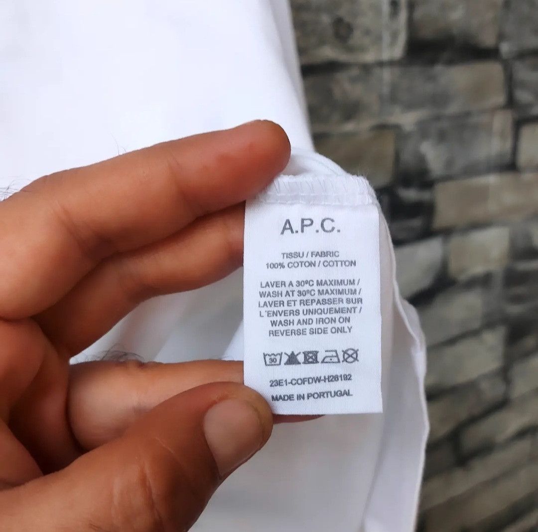 A.P.C. A.P.C Small Logo Long Sleeve Shirt Size US L / EU 52-54 / 3 - 6 Thumbnail