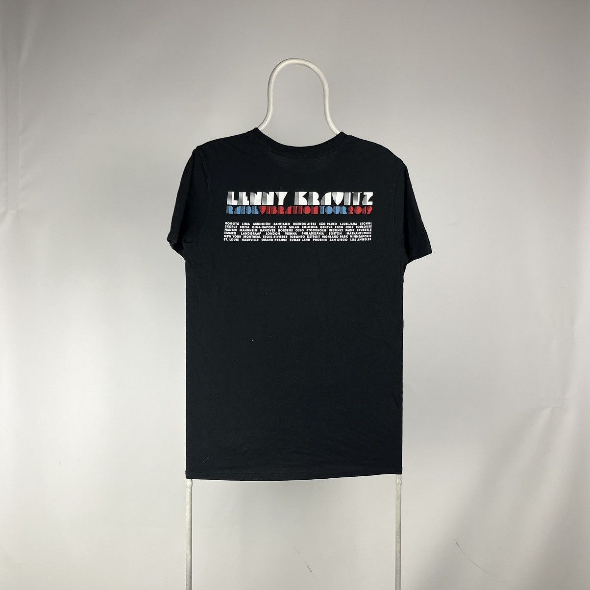 Band Tees Lenny Kravitz vibration tour tshirt 2019 size Medium Size US M / EU 48-50 / 2 - 2 Thumbnail