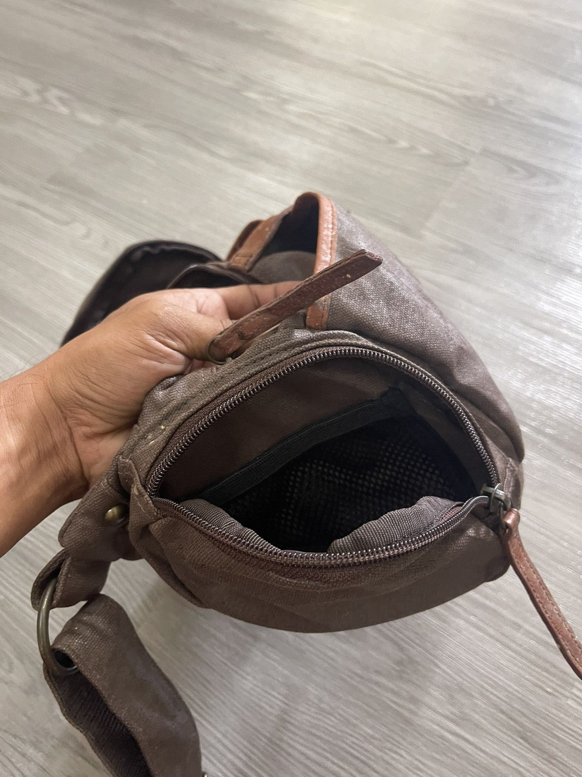 Japanese Brand × RAGEBLUE Rageblue multi compartment waxed crossbody bag Size ONE SIZE - 12 Thumbnail