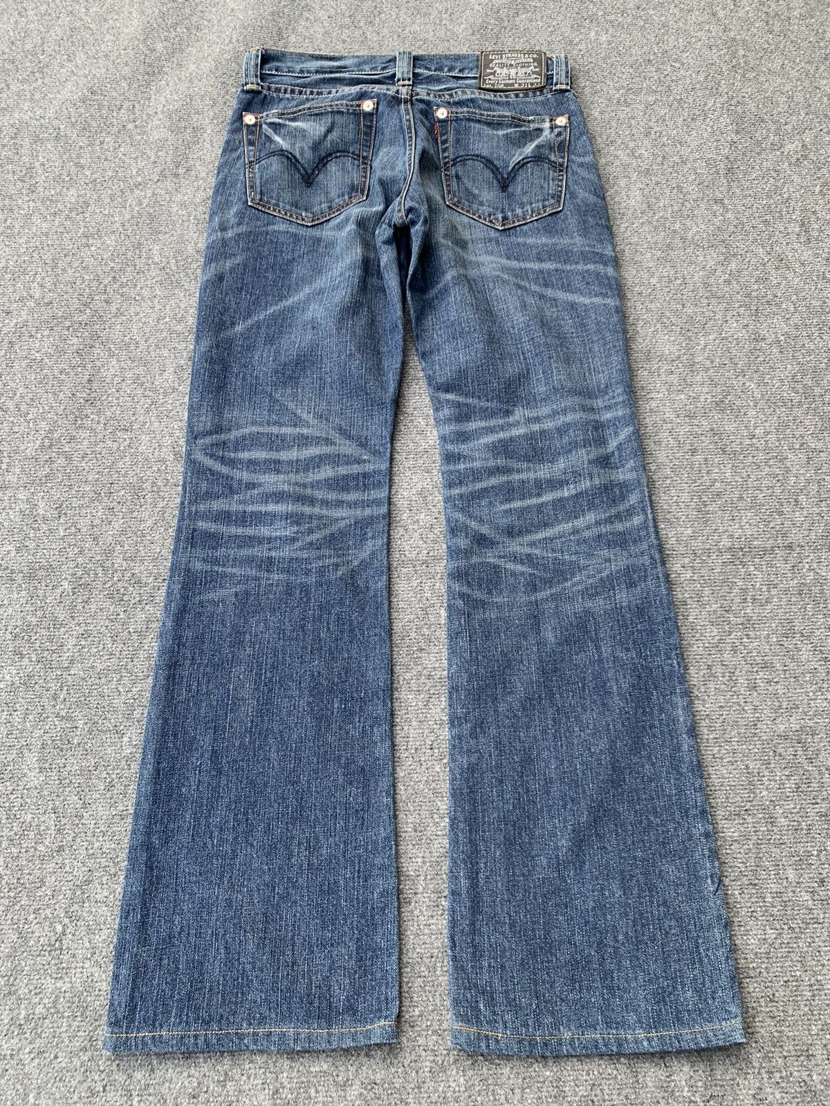 Levi's Flare Levi's 708 Rare model. Size US 32 / EU 48 - 1 Thumbnail