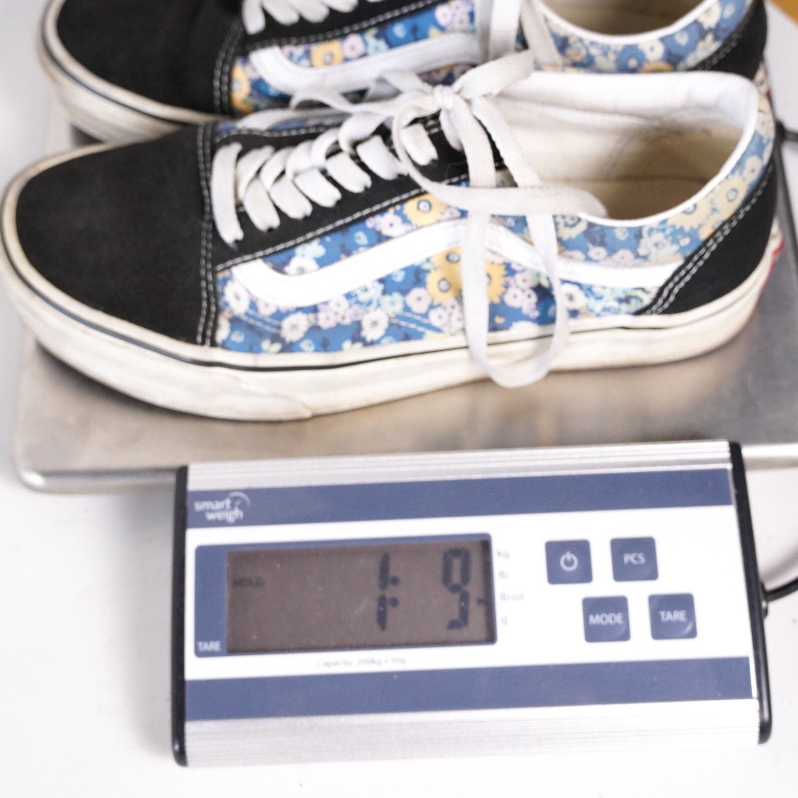 Vans Vans Off The Wall Athletic Skate Shoe Casual Sneaker Men 6.5 Size US 6.5 / EU 39-40 - 11 Thumbnail