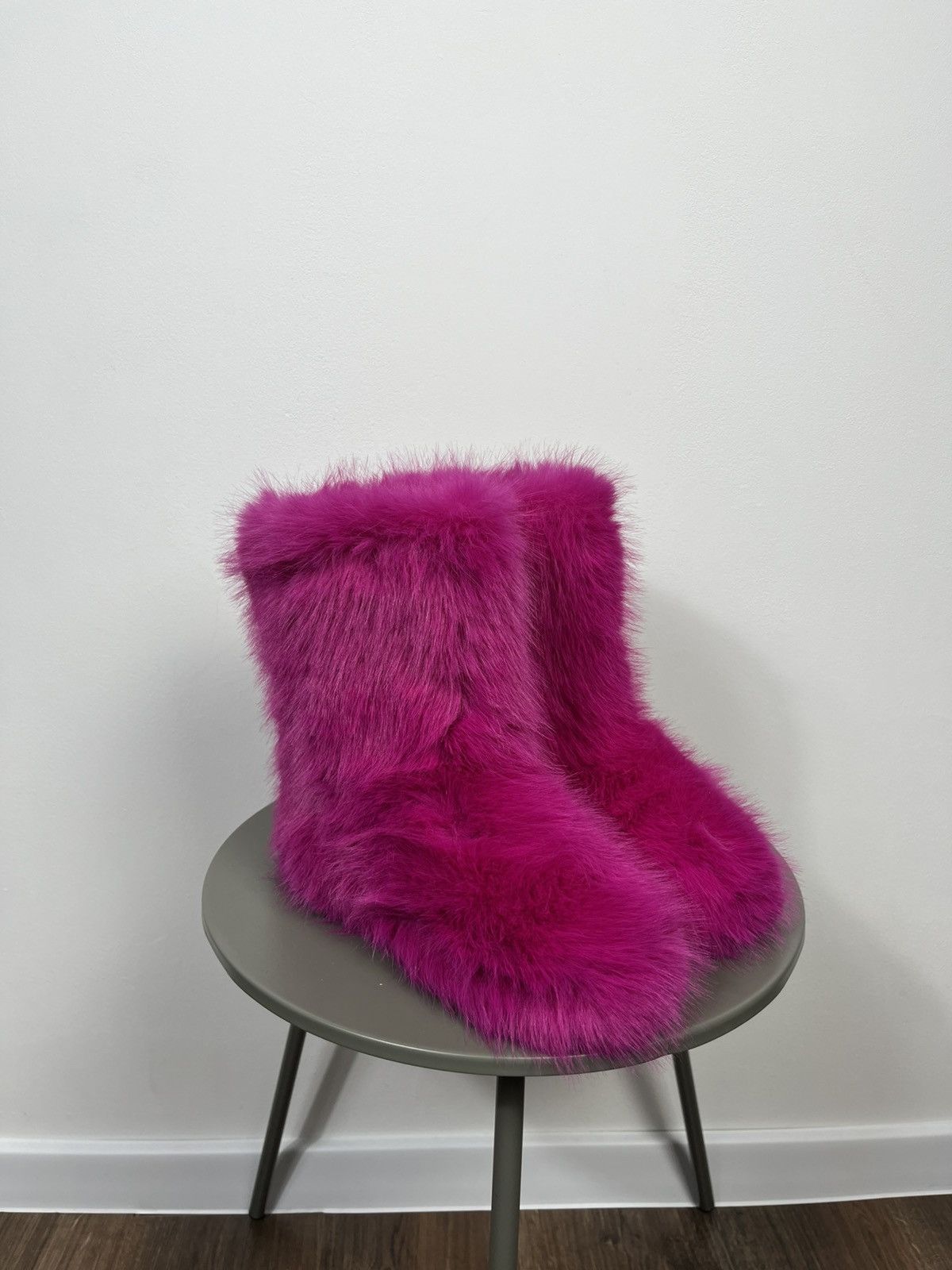 Other Y2K Faux Fur Slippers Pink Avant Garde EU 38 US 7 Size US 7 / IT 37 - 2 Thumbnail