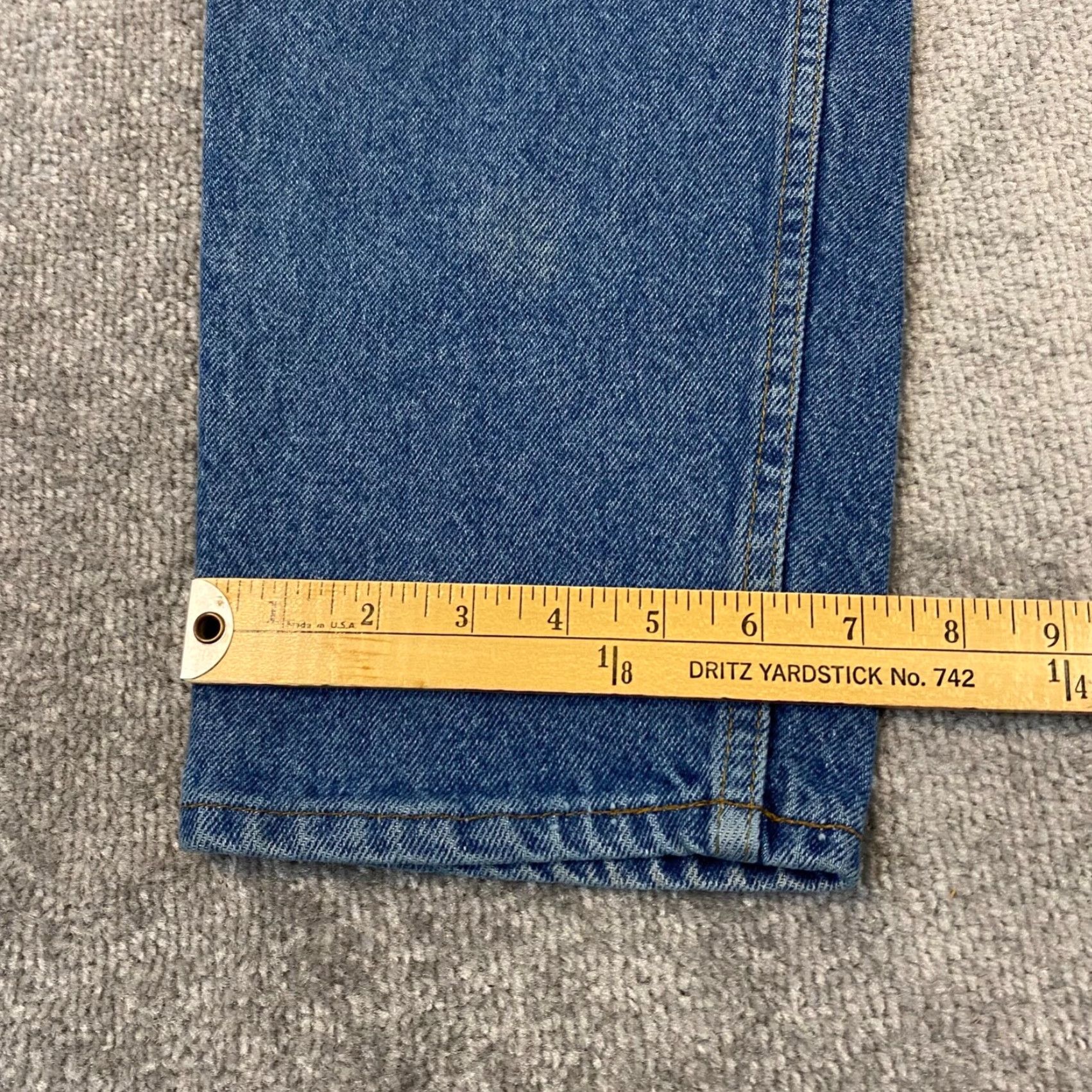 Levi's LEVI'S 550 Jeans Mens 36x30 Blue Light Wash Denim 90s Vintage Straight Pants Size US 36 / EU 52 - 5 Thumbnail