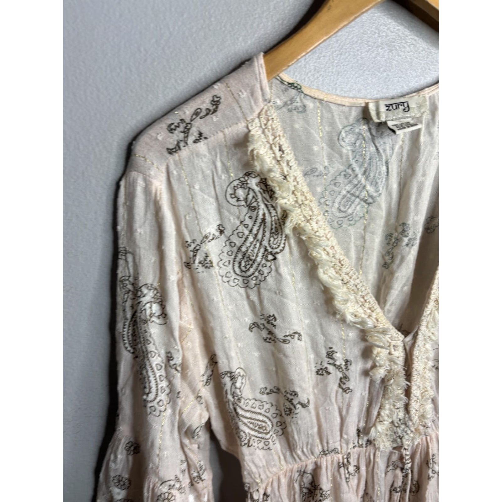 Vintage Zury Boho Dress Womens M Paisley V-Neck Tassel Trim 3/4 Sleeve Fringe Short dress Outdoors Casual Travel Ivory/Light Pink Bohemian 90s? Size M / US 6-8 / IT 42-44 - 2 Thumbnail