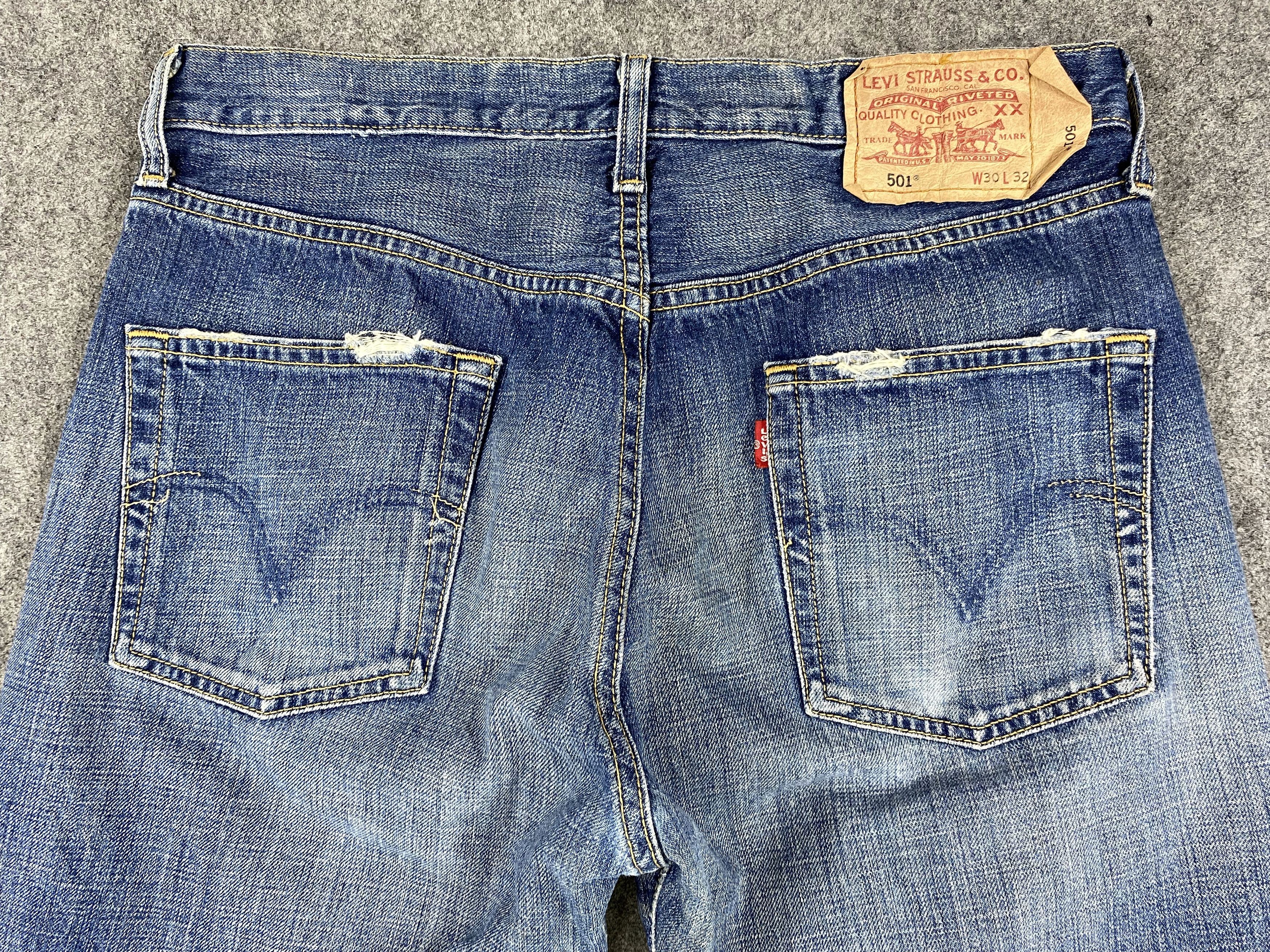 Levi's Blue Distressed Vintage Levi's 501 31x31.5 Denim -JN1190 Size US 31 - 4 Thumbnail