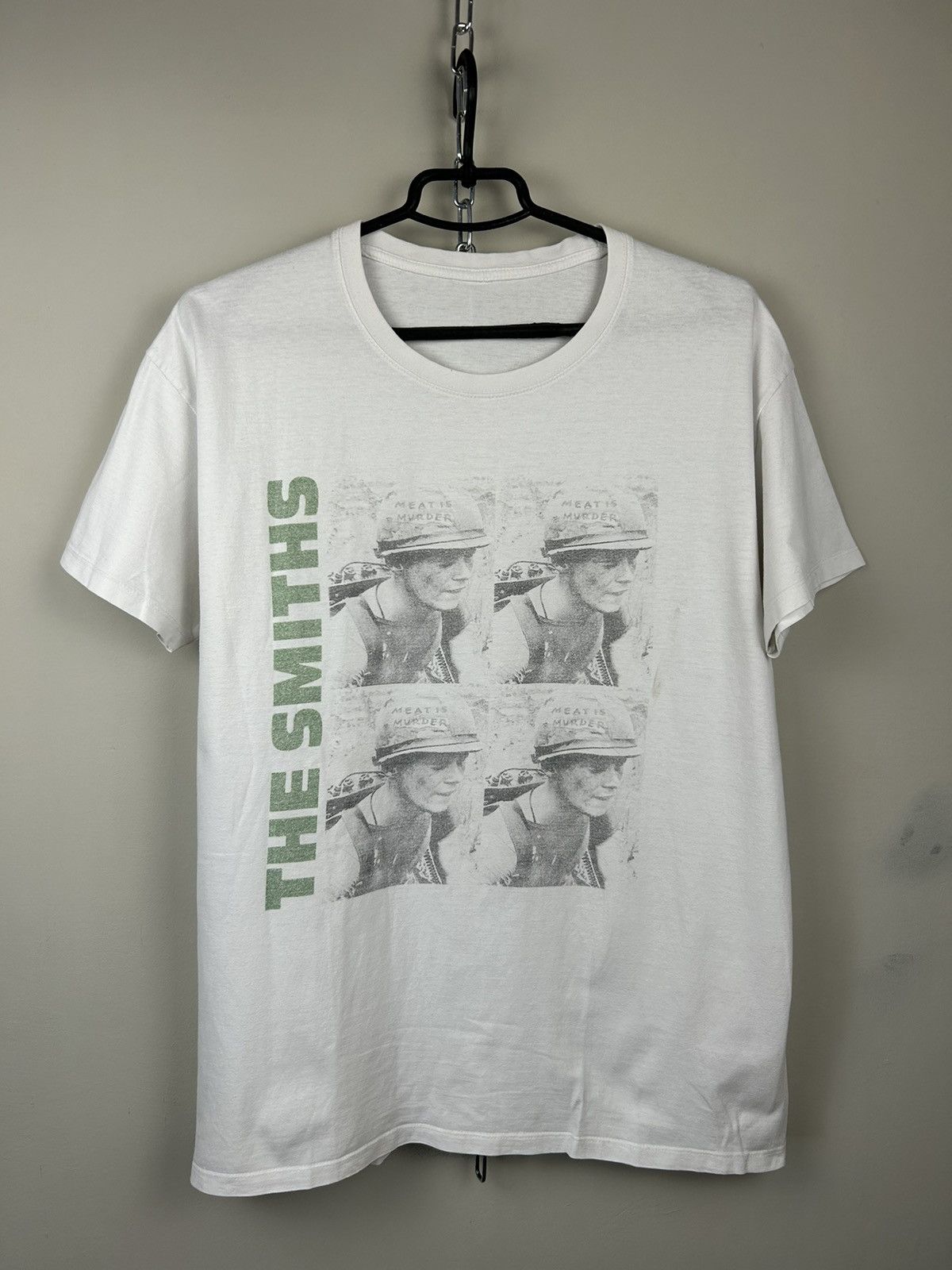Vintage Vintage The Smiths Meat Is Murder T shirt Size US L / EU 52-54 / 3 - 1 Thumbnail
