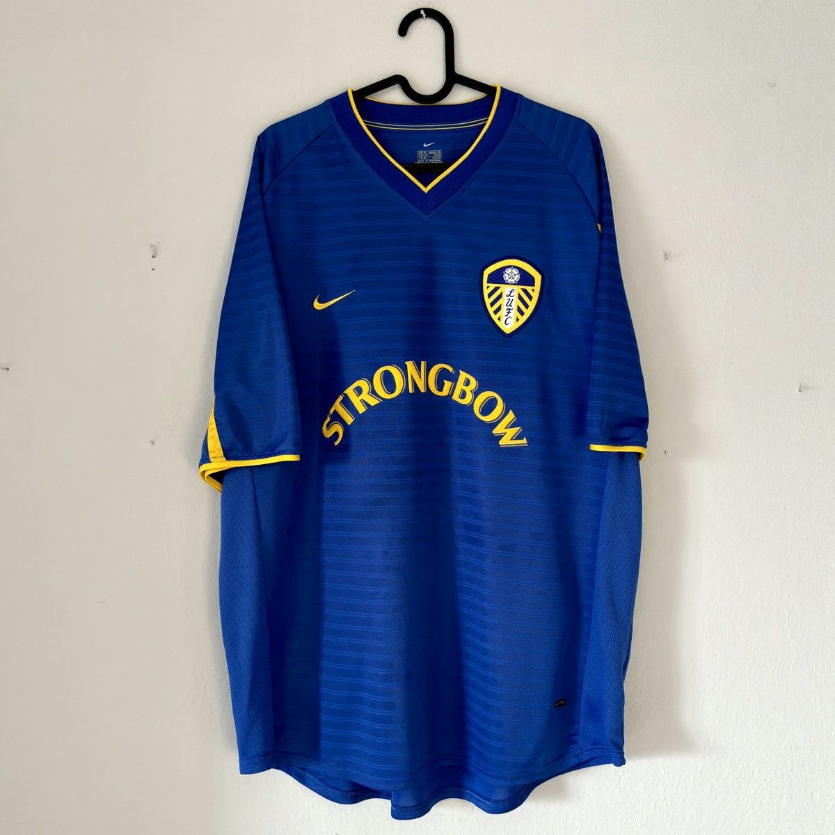 Nike × Vintage 2001 2003 Leeds United Nike Vintage Away Kit Soccer Jersey Size US XL / EU 56 / 4 - 3 Thumbnail