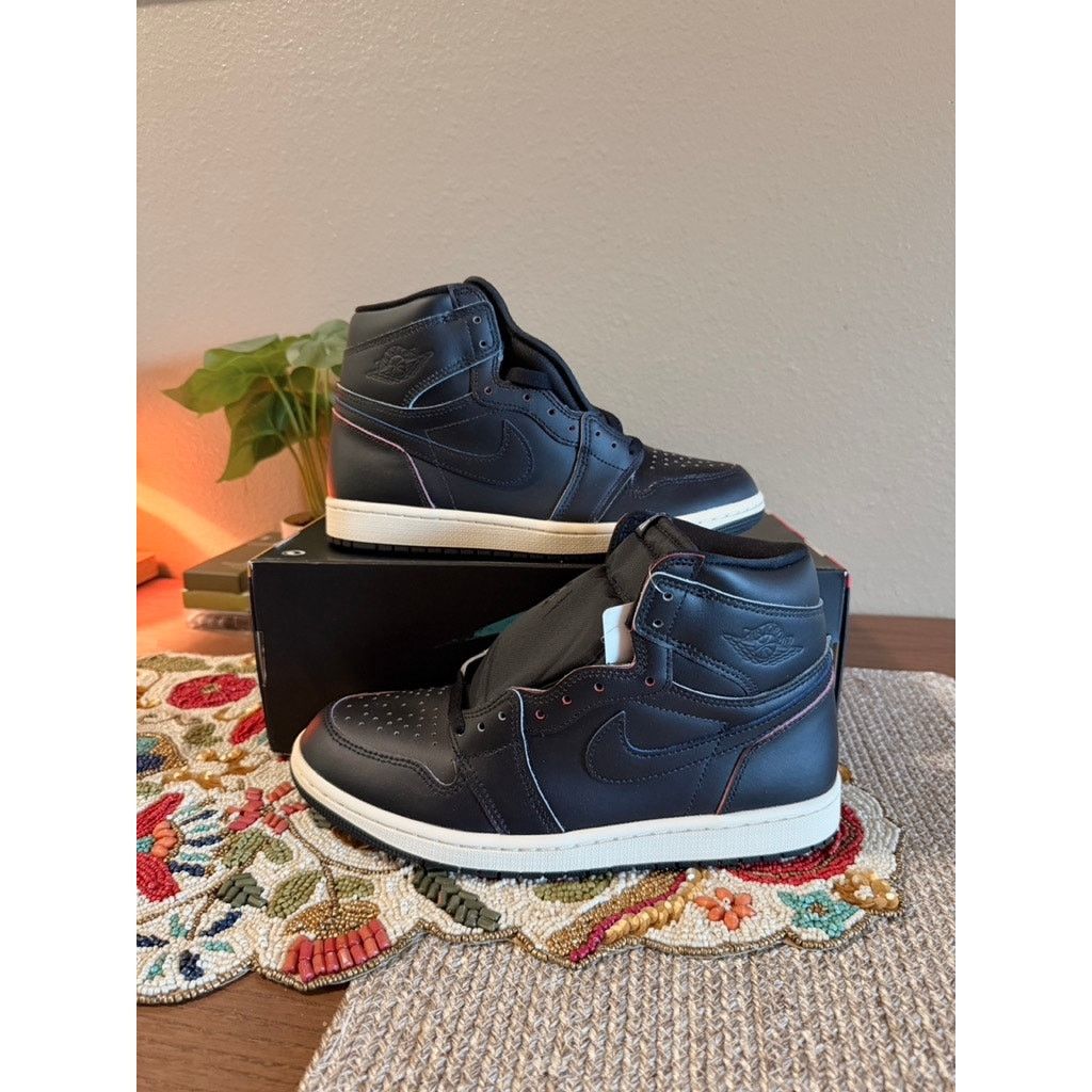 Jordan Brand × Nike Jordan 1 Retro High OG Self Expression Black Muslin Red Size US 8.5 / EU 41-42 - 1 Thumbnail
