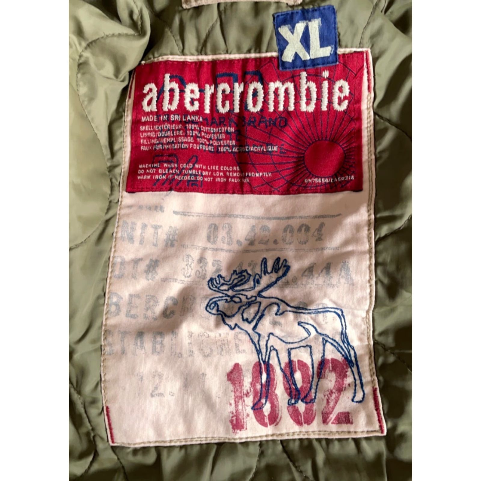 Abercrombie & Fitch Abercrombie & Fitch Bomber Jacket Mens Medium Beige Quilted Lined Faux Fur Collar Full Zip Pockets Vintage No Size US M / EU 48-50 / 2 - 3 Thumbnail
