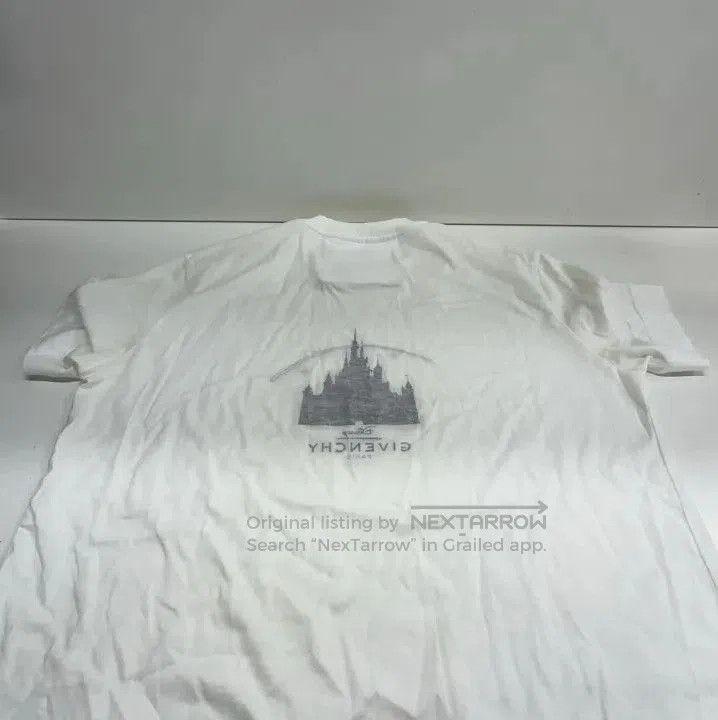 Givenchy Givenchy x Disney Castle Print Slim Short-Sleeve T-Shirt. Size US M / EU 48-50 / 2 - 8 Thumbnail
