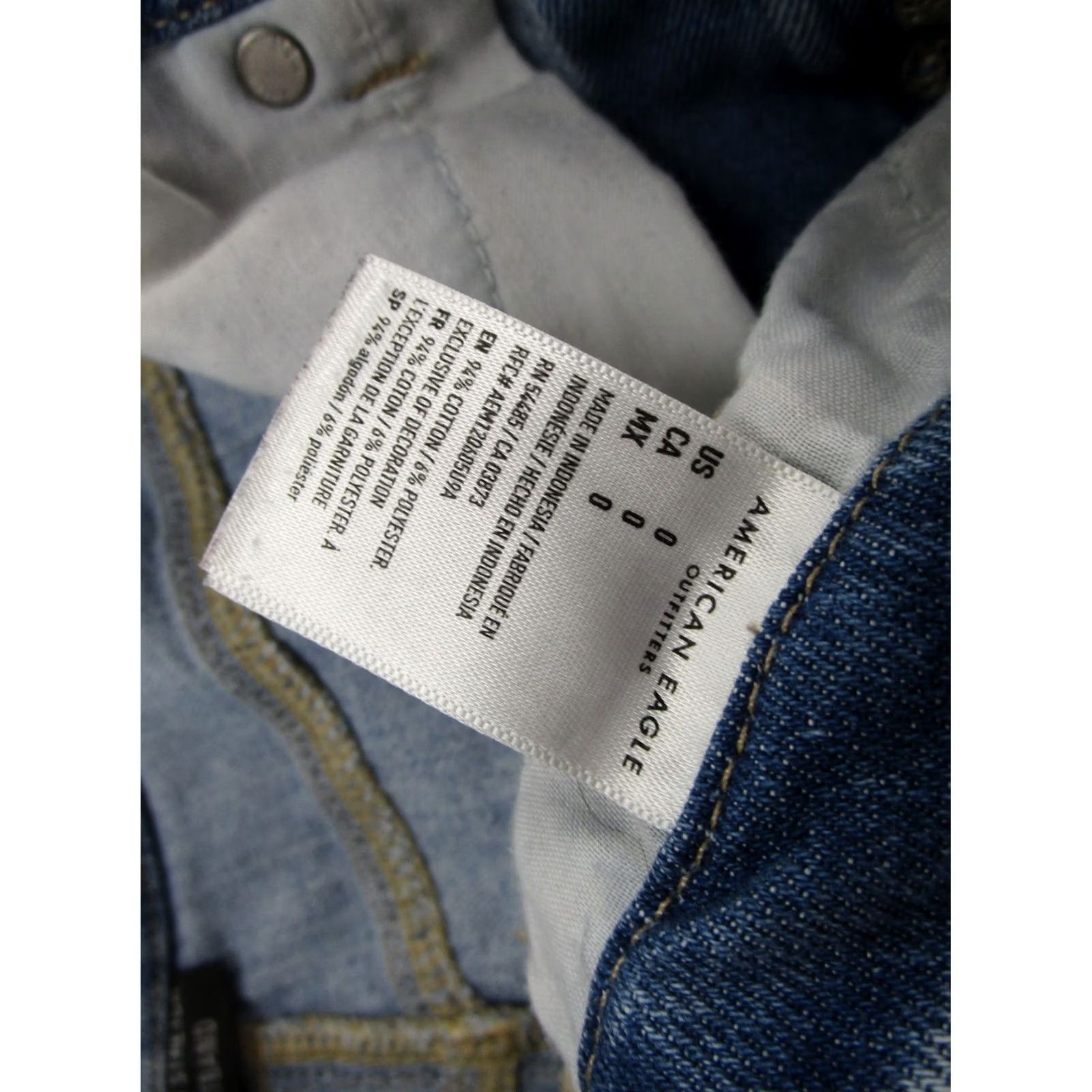 American Eagle Outfitters American Eagle Outfitters Mom Shorts Denim High Rise Blue 0 Comfort Stretch Waistband 5-Pocket Women Summer Vintage No (adjust to 200 chars max) Size 25" / US 0 / IT 36 - 4 Thumbnail