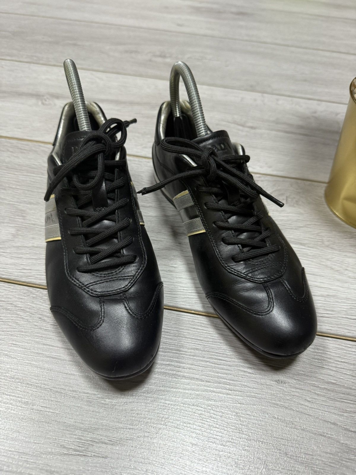 Prada Prada silver vintage leather sneakers logo Size US 7 / IT 37 - 2 Thumbnail