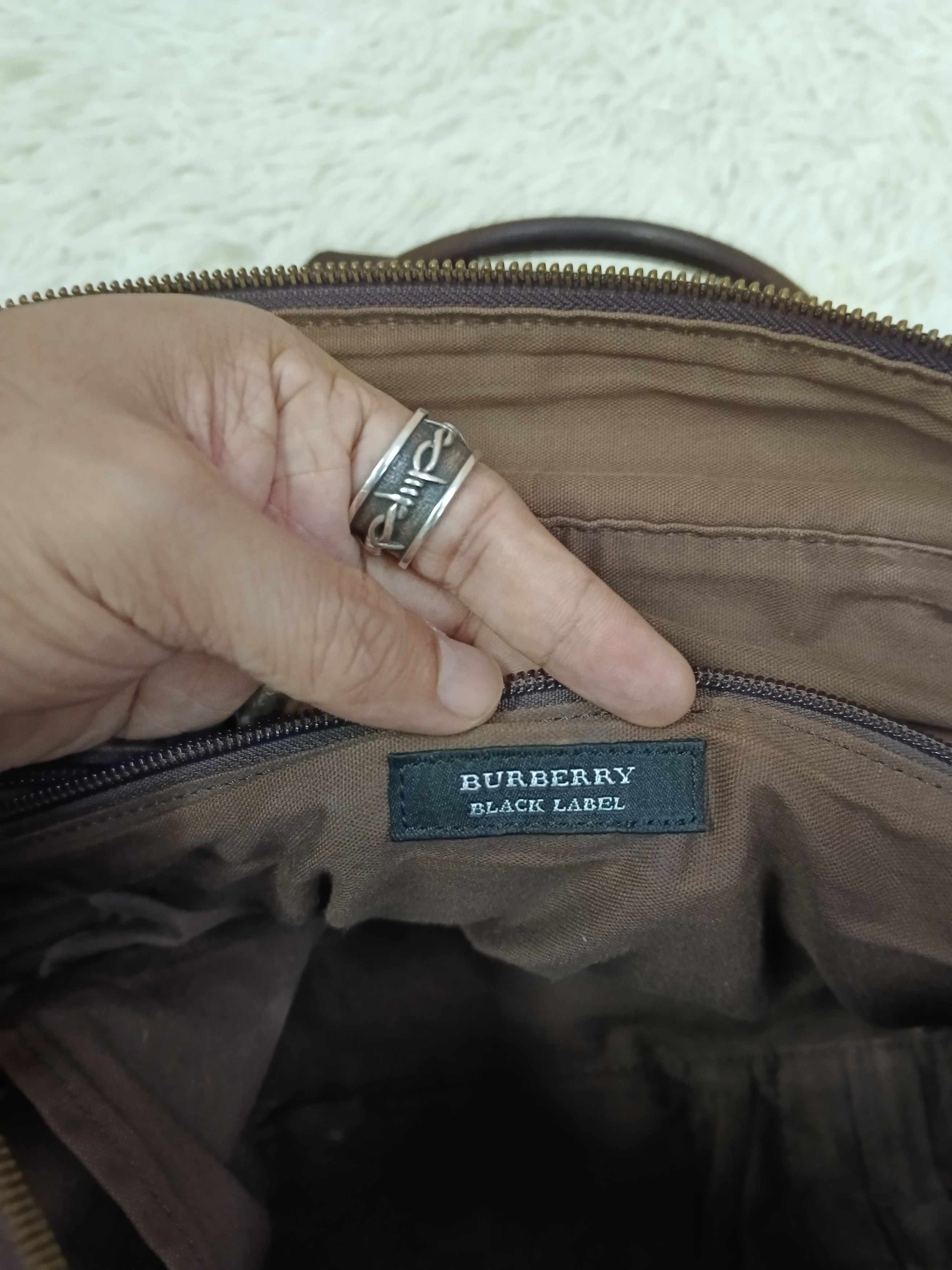 Burberry BURBERRY 2WAYS PATINA LEATHER Size ONE SIZE - 17 Thumbnail