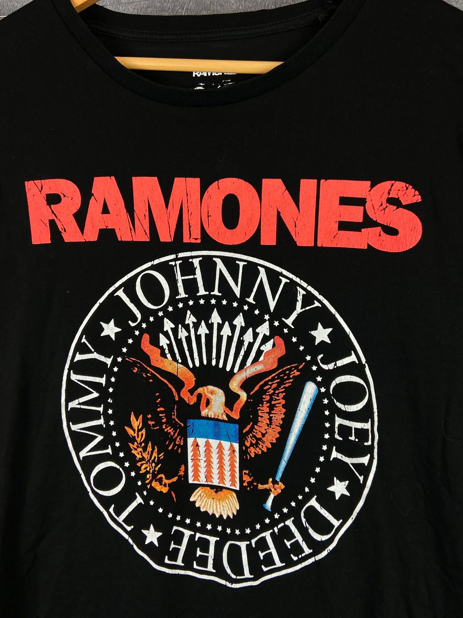 Vintage Ramones band tee vintage 90s punk rock grunge tour shirt L Size US L / EU 52-54 / 3 - 2 Thumbnail