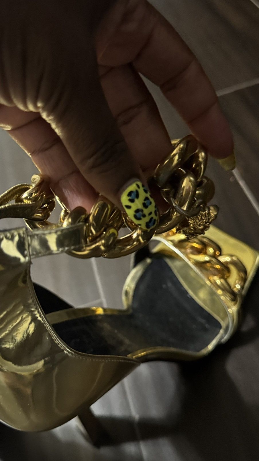 Versace Versace Gold Metallic Chain Size US 8.5 / IT 38.5 - 5 Thumbnail